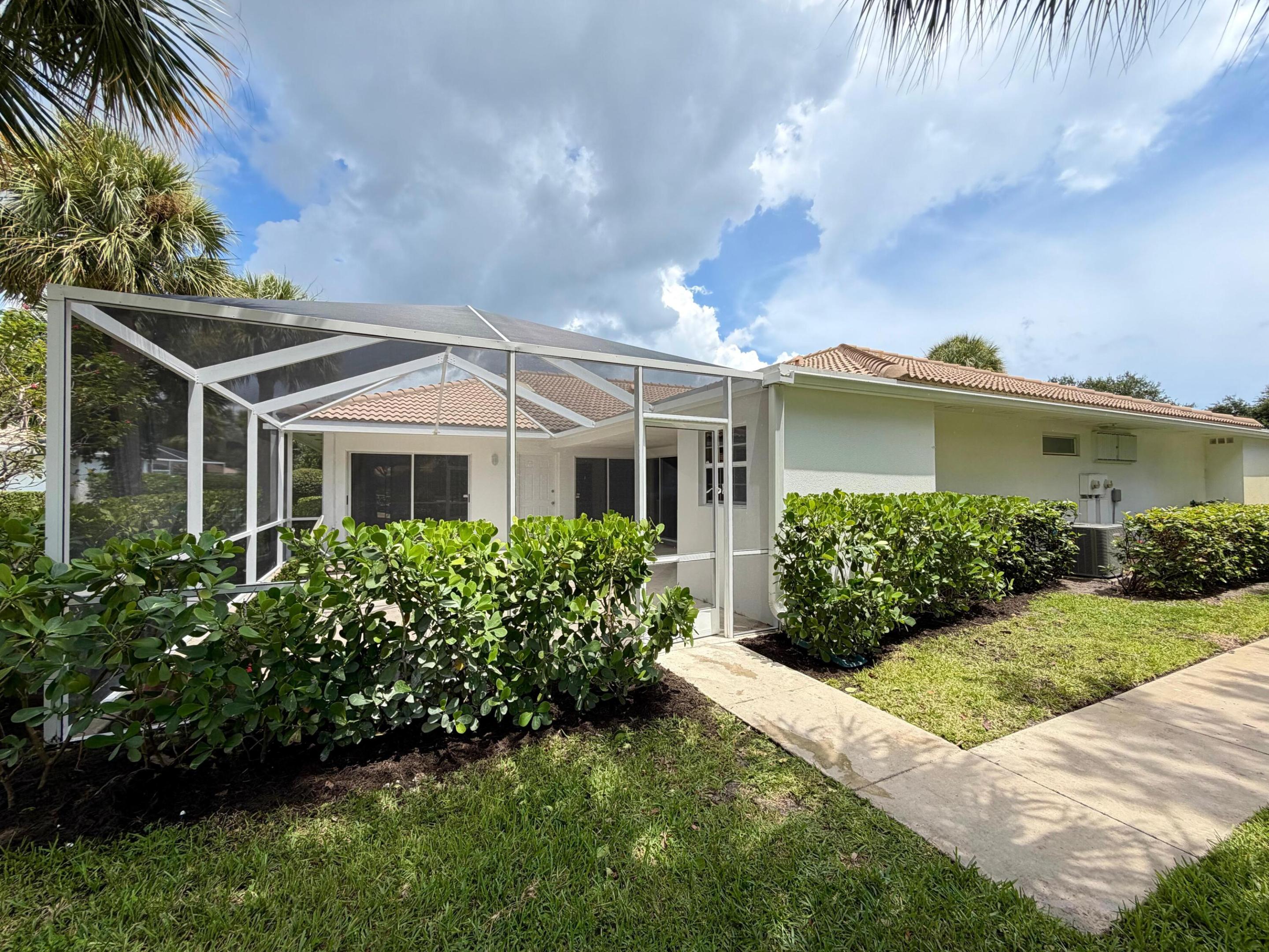 OAKS-SUNTERRACE 3 - Residential Lease