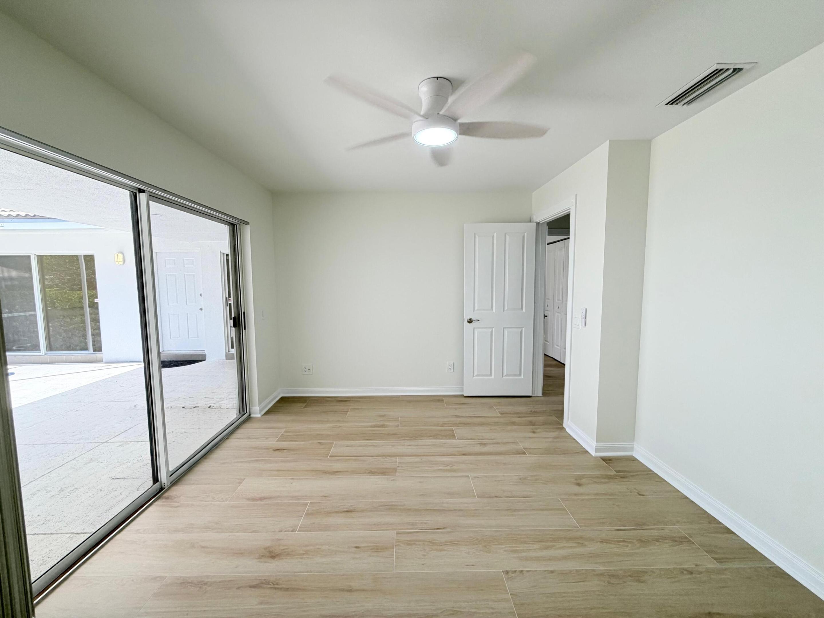 OAKS-SUNTERRACE 3 - Residential Lease