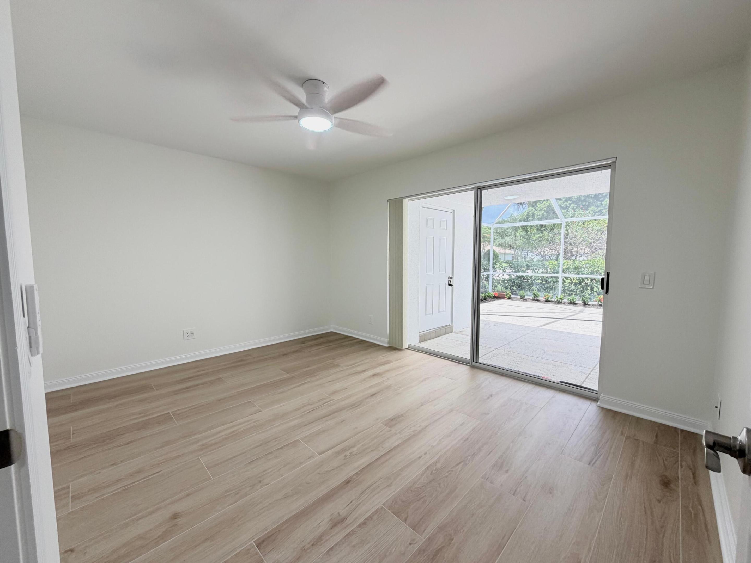 OAKS-SUNTERRACE 3 - Residential Lease