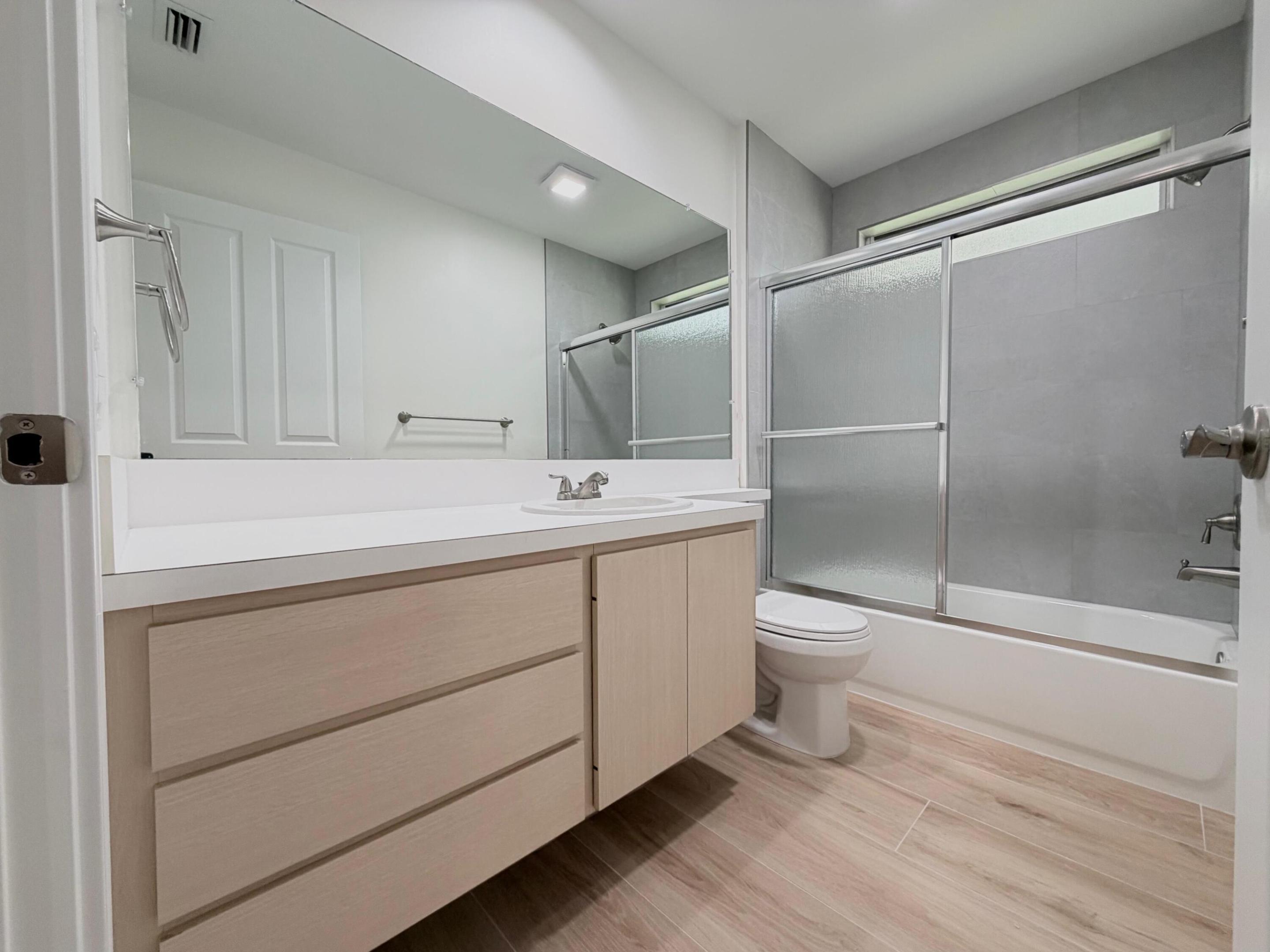 OAKS-SUNTERRACE 3 - Residential Lease