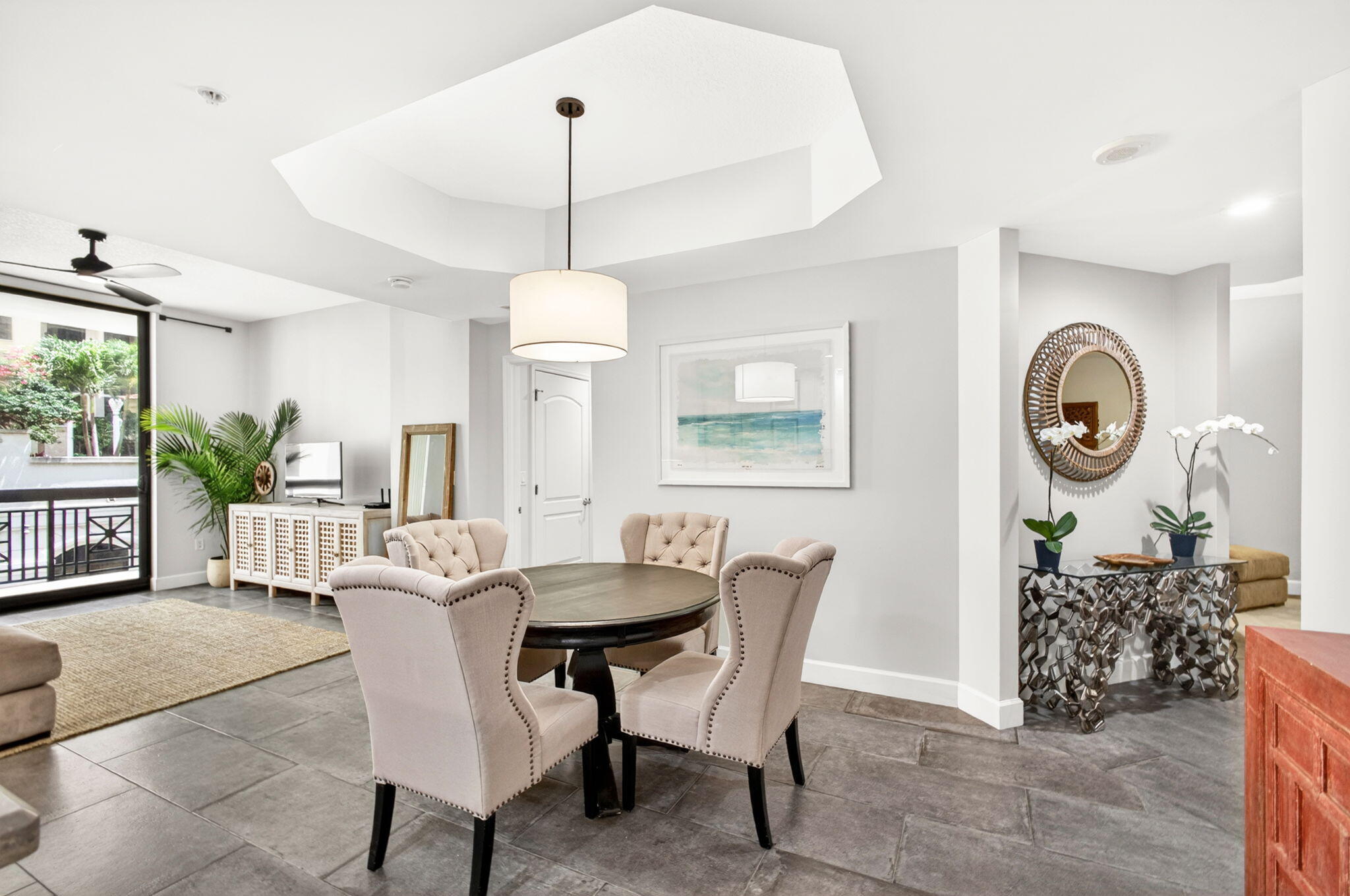 ONE CITY PLAZA CONDO - Residential