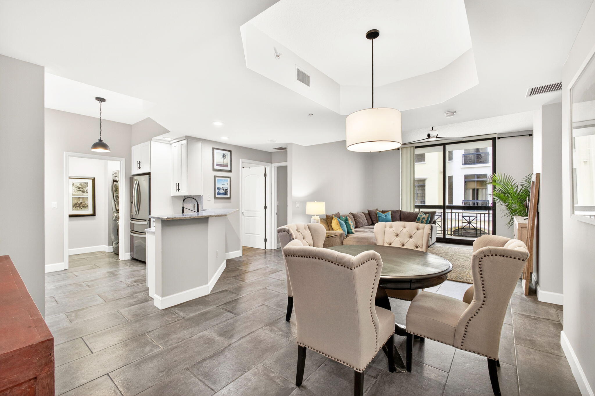 ONE CITY PLAZA CONDO - Residential