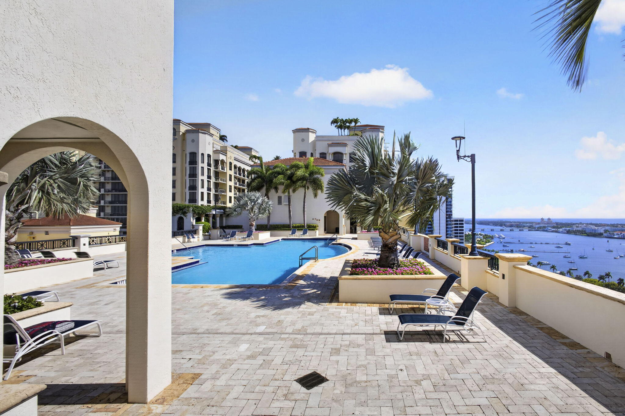 ONE CITY PLAZA CONDO - Residential