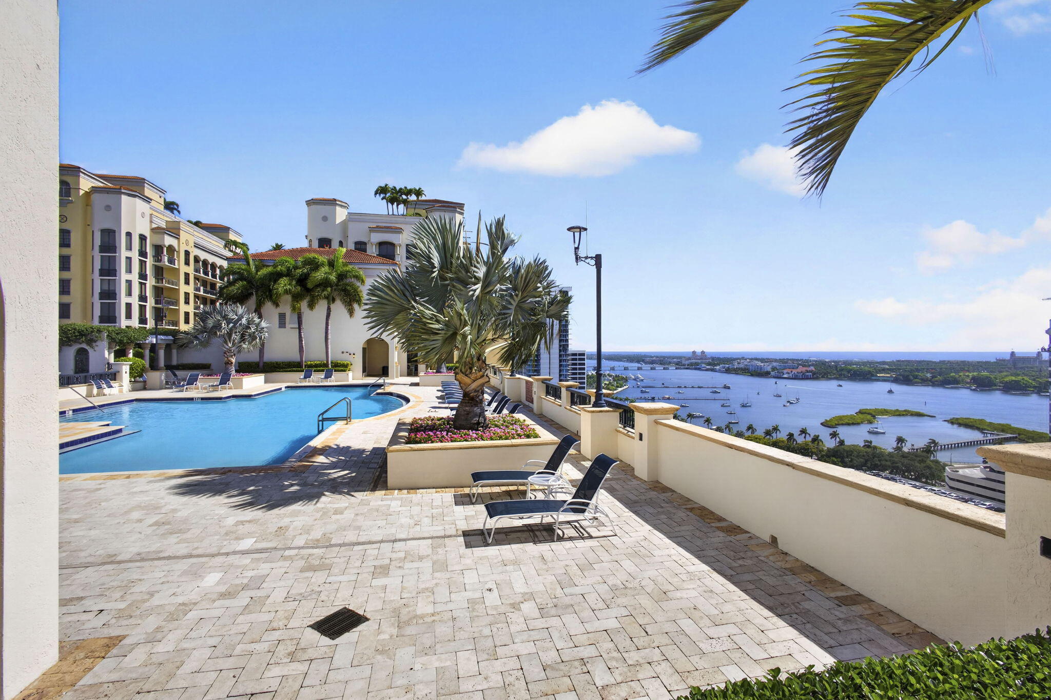ONE CITY PLAZA CONDO - Residential