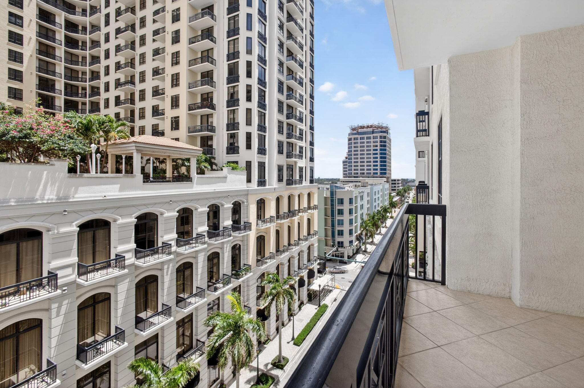ONE CITY PLAZA CONDO - Residential