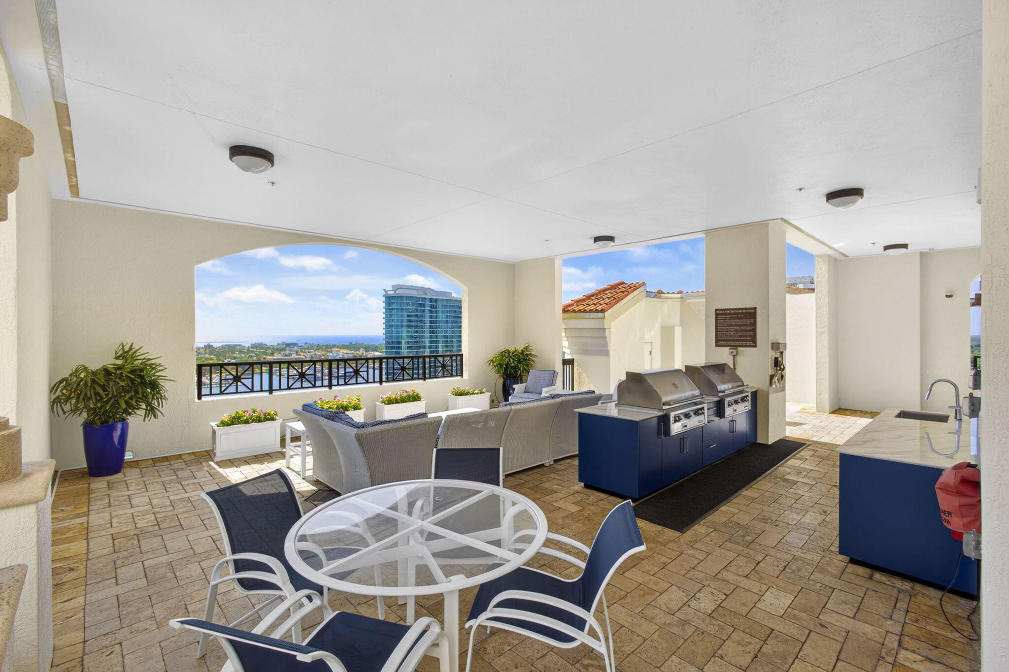 ONE CITY PLAZA CONDO - Residential