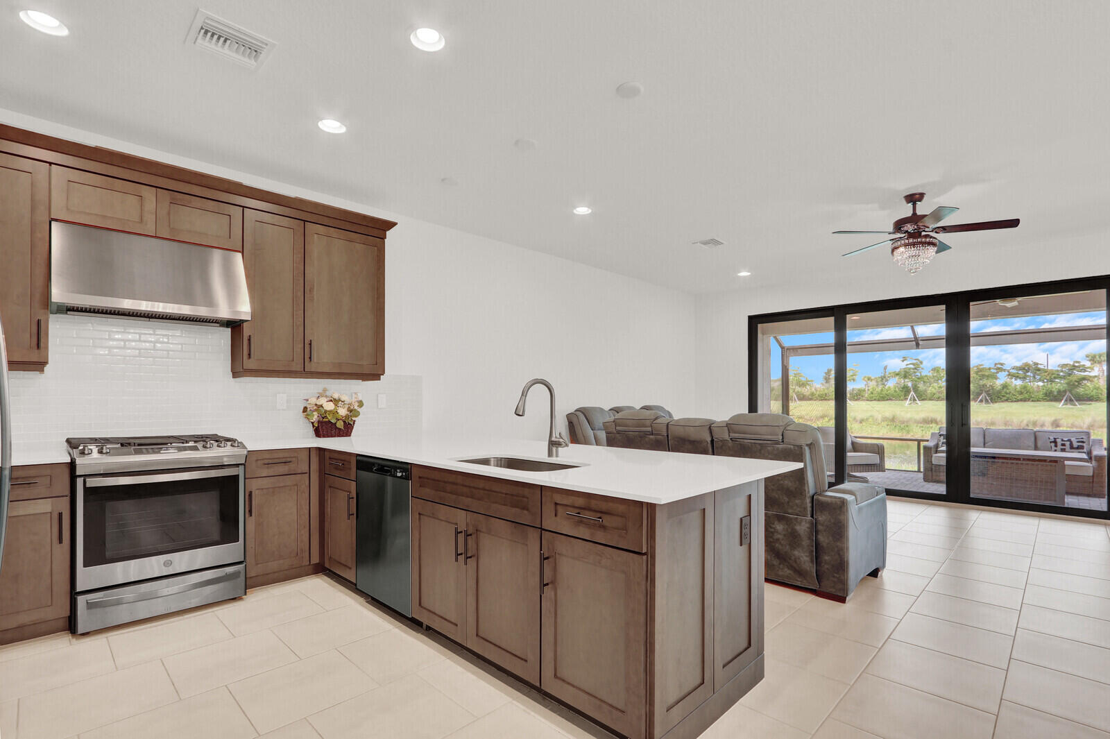 RIVERLAND PARCEL B - PLAT EIGHT - Residential