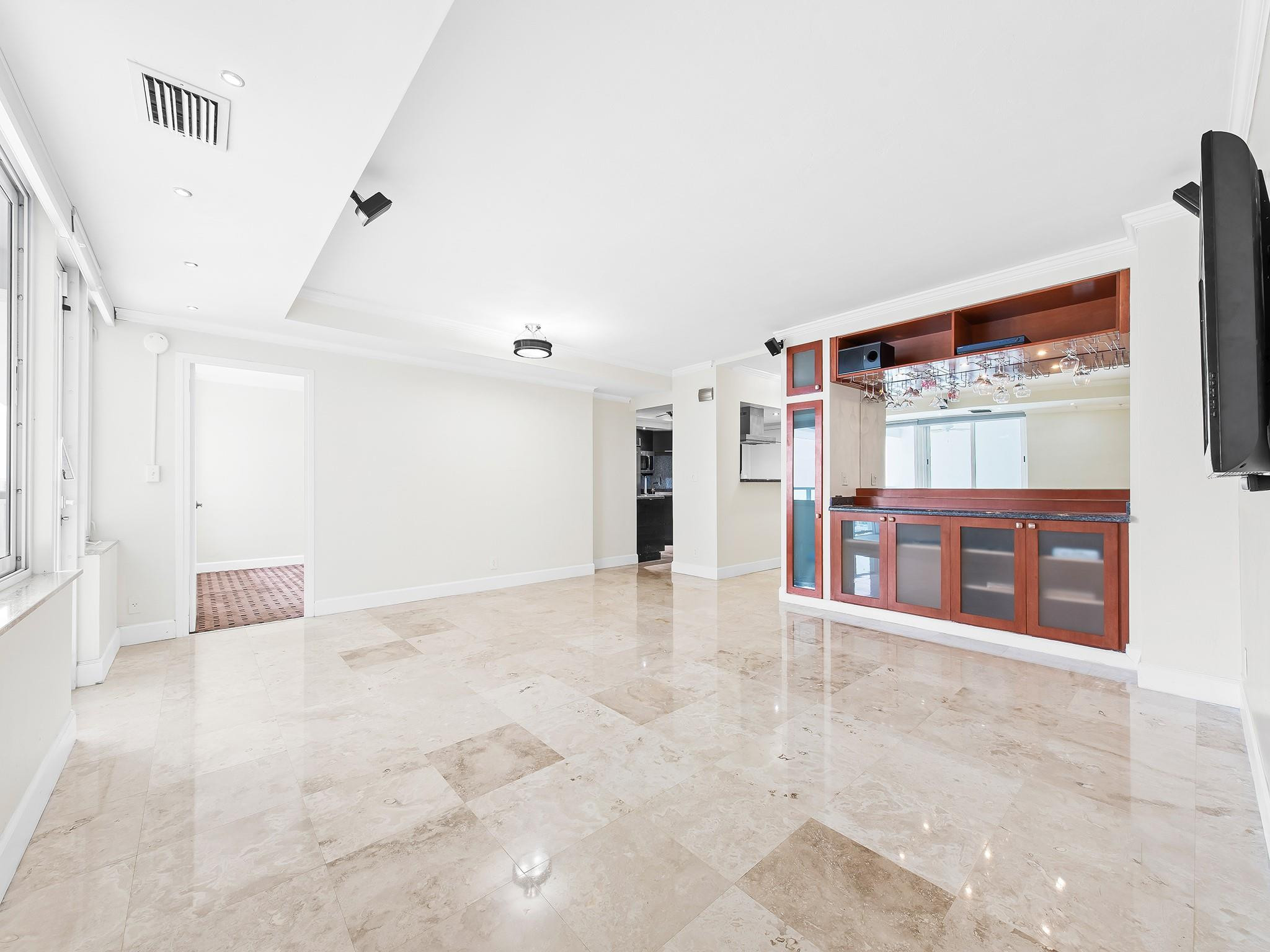 CORAL RIDGE TOWERS CO-OP - Residential