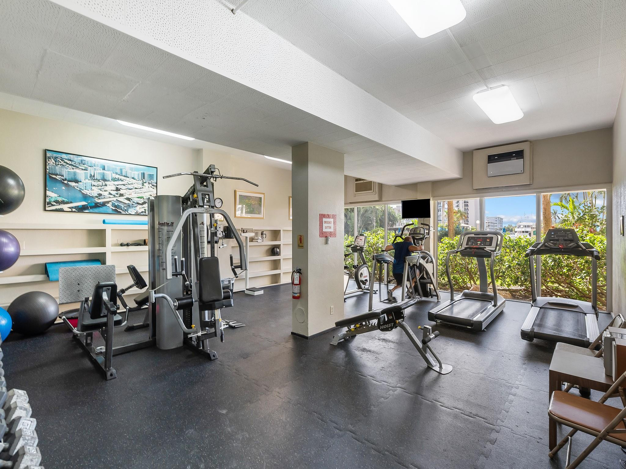 CORAL RIDGE TOWERS CO-OP - Residential