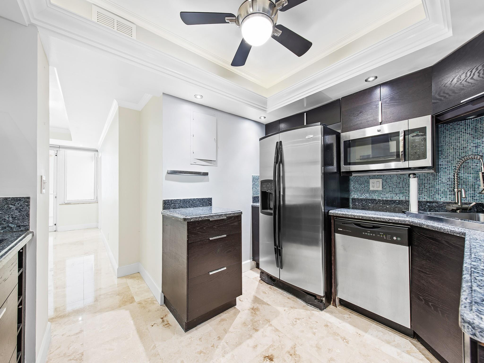 CORAL RIDGE TOWERS CO-OP - Residential