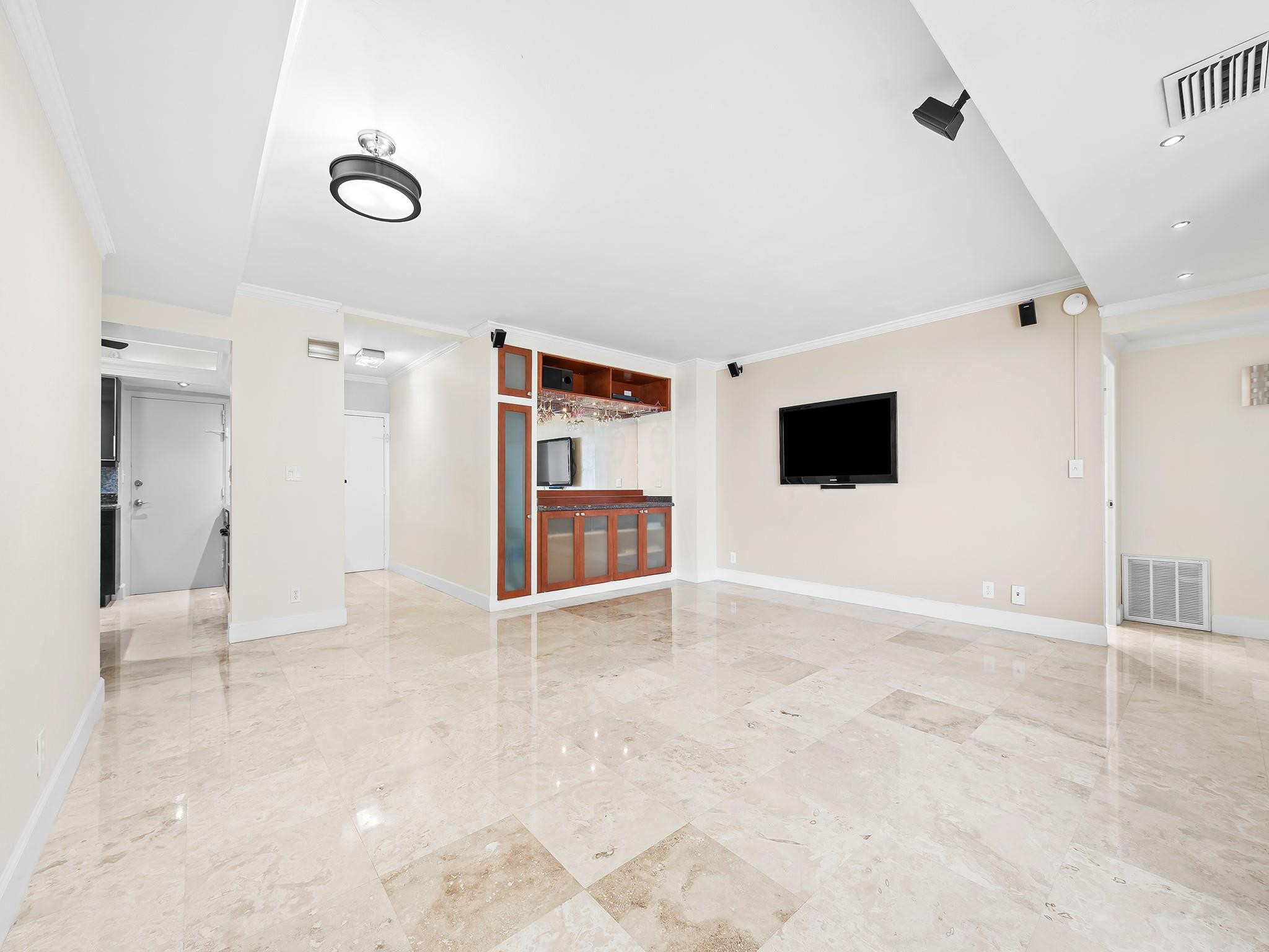CORAL RIDGE TOWERS CO-OP - Residential