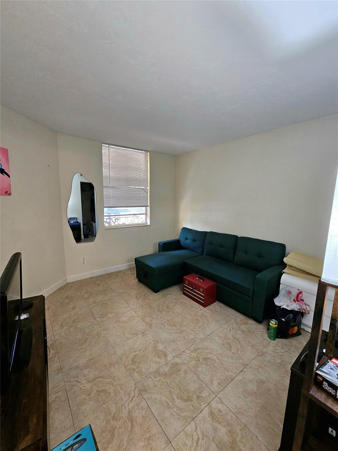 CORAL SPRINGS ESTATE TOWNHOMES - Residential Lease