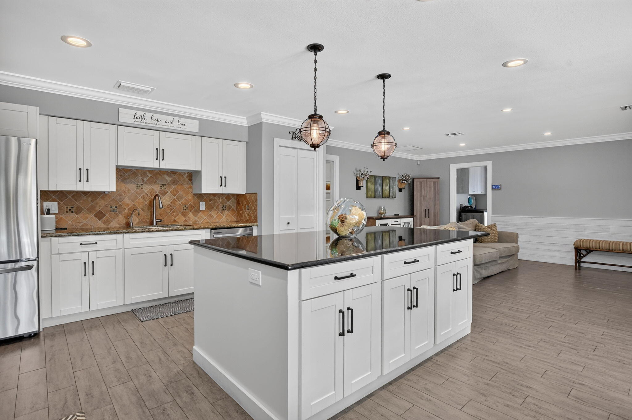 CARRIAGE HILL - Residential