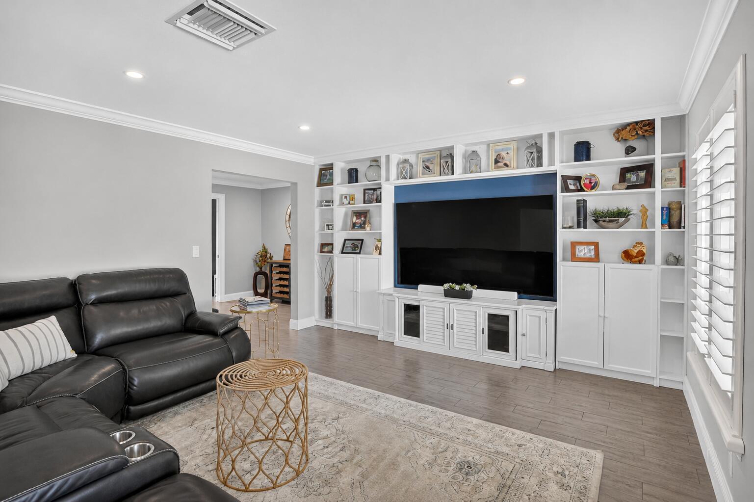 CARRIAGE HILL - Residential