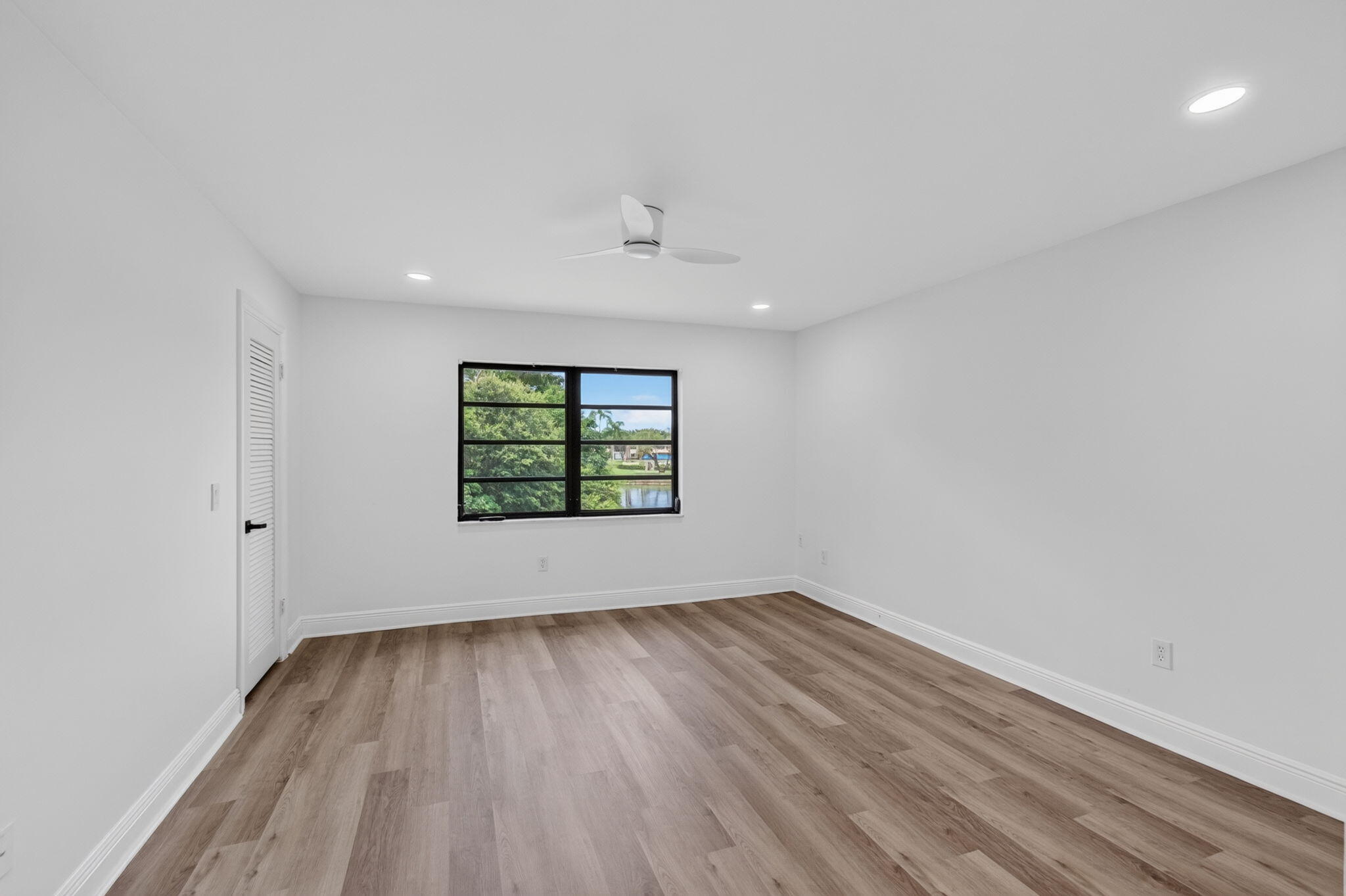 FAIRWAYS OF BOCA LAGO CONDO - Residential