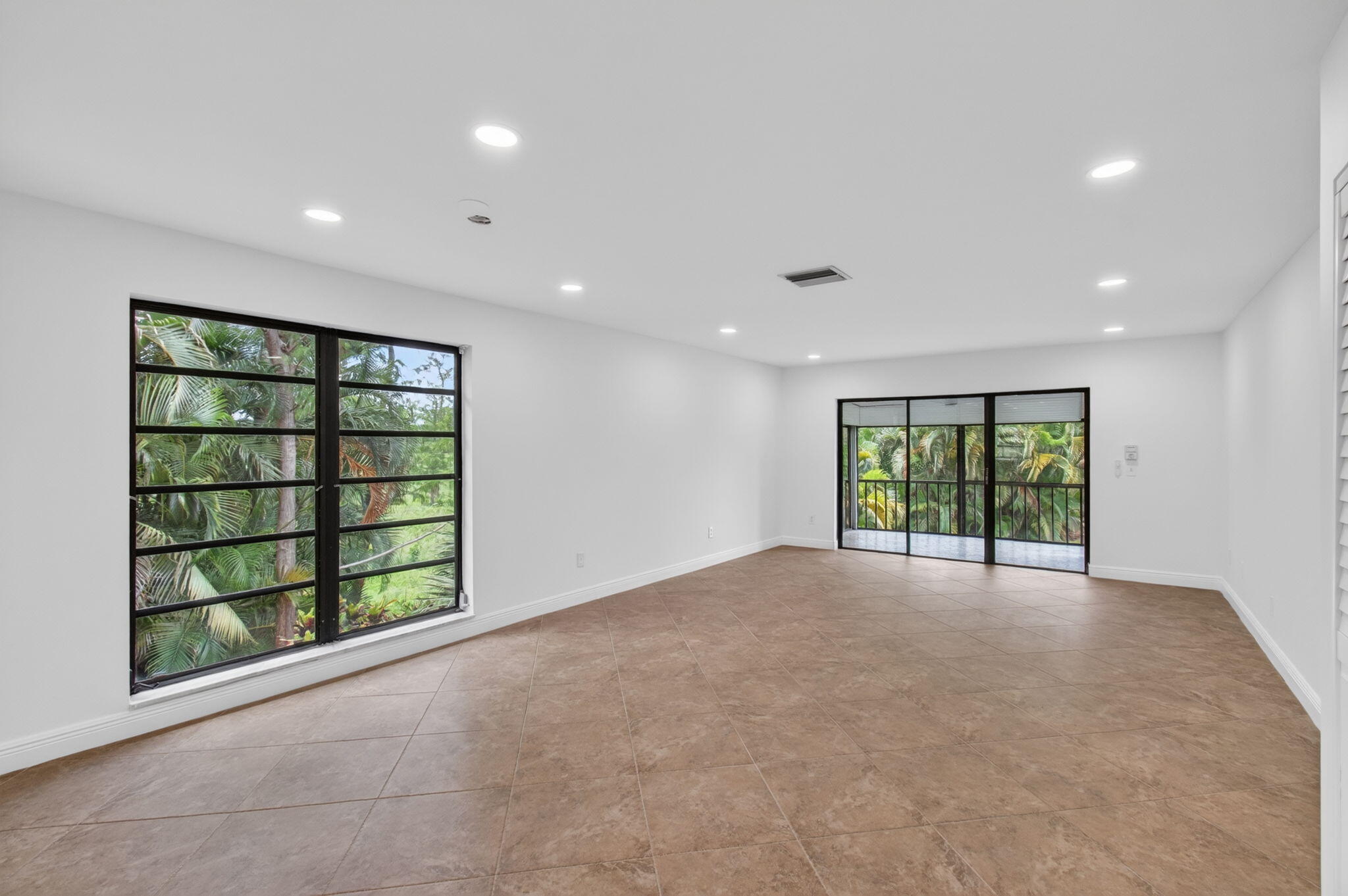 FAIRWAYS OF BOCA LAGO CONDO - Residential