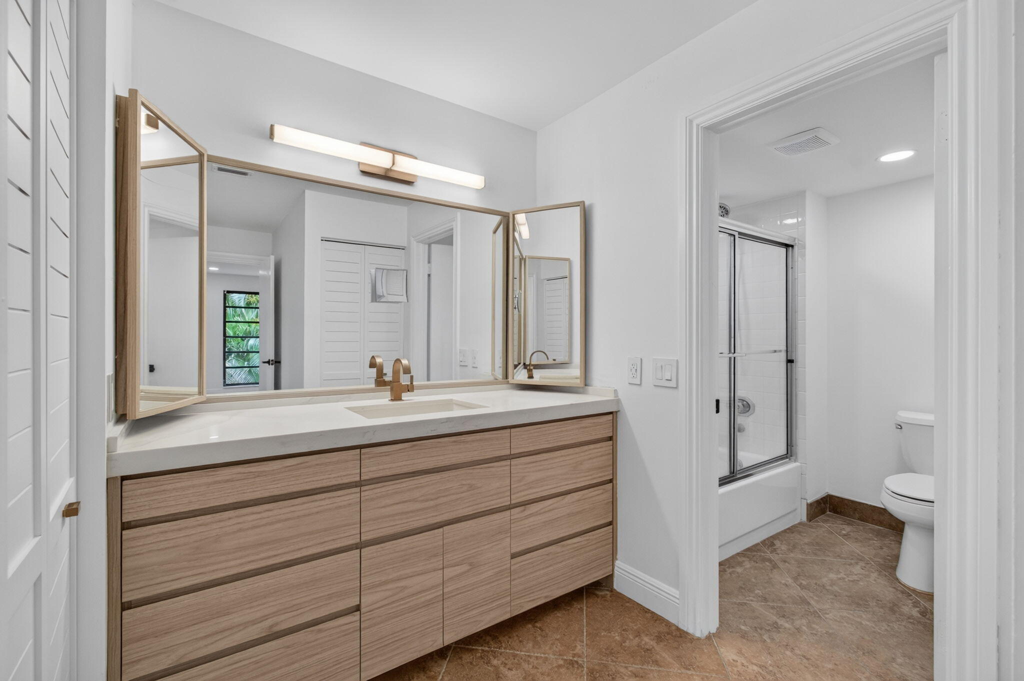 FAIRWAYS OF BOCA LAGO CONDO - Residential