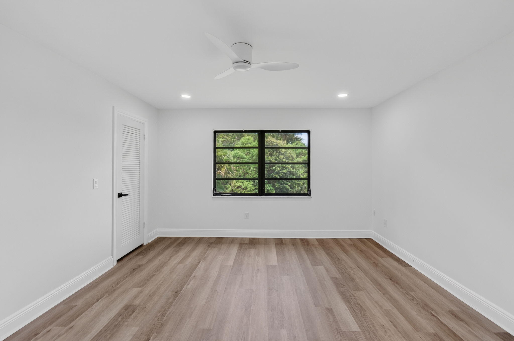 FAIRWAYS OF BOCA LAGO CONDO - Residential