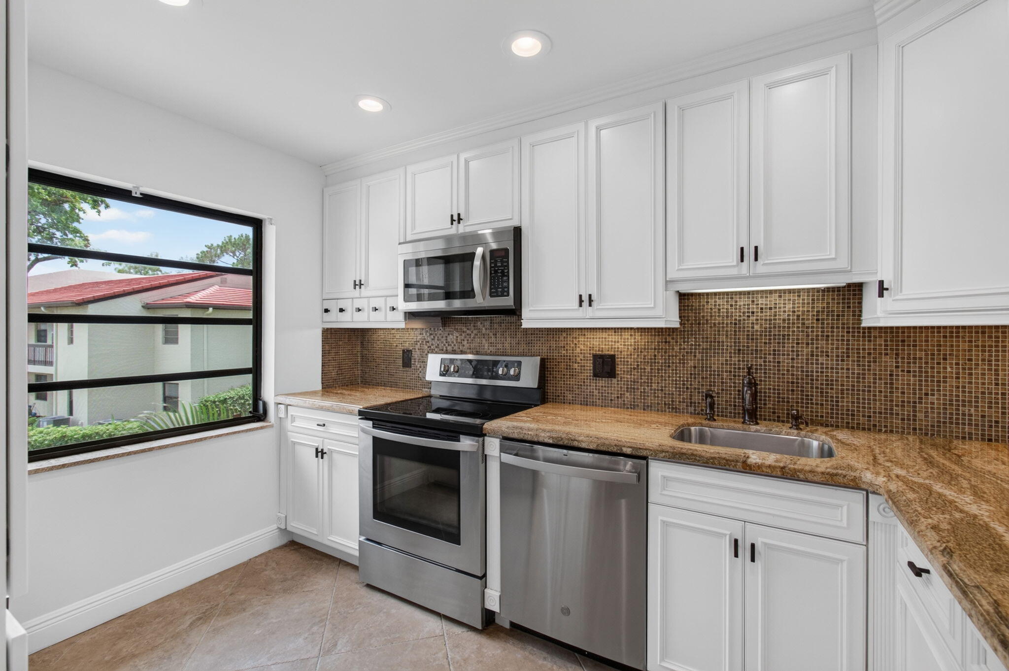 FAIRWAYS OF BOCA LAGO CONDO - Residential