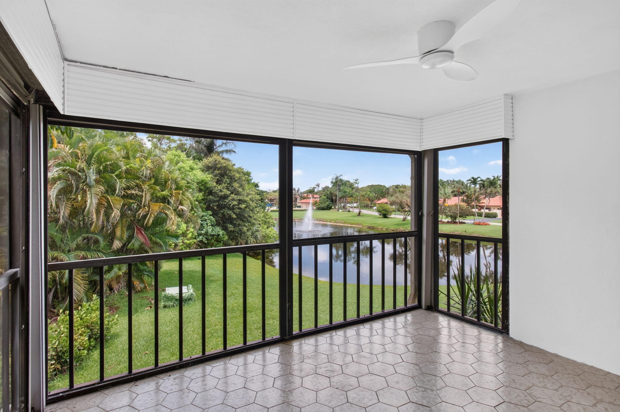 FAIRWAYS OF BOCA LAGO CONDO - Residential