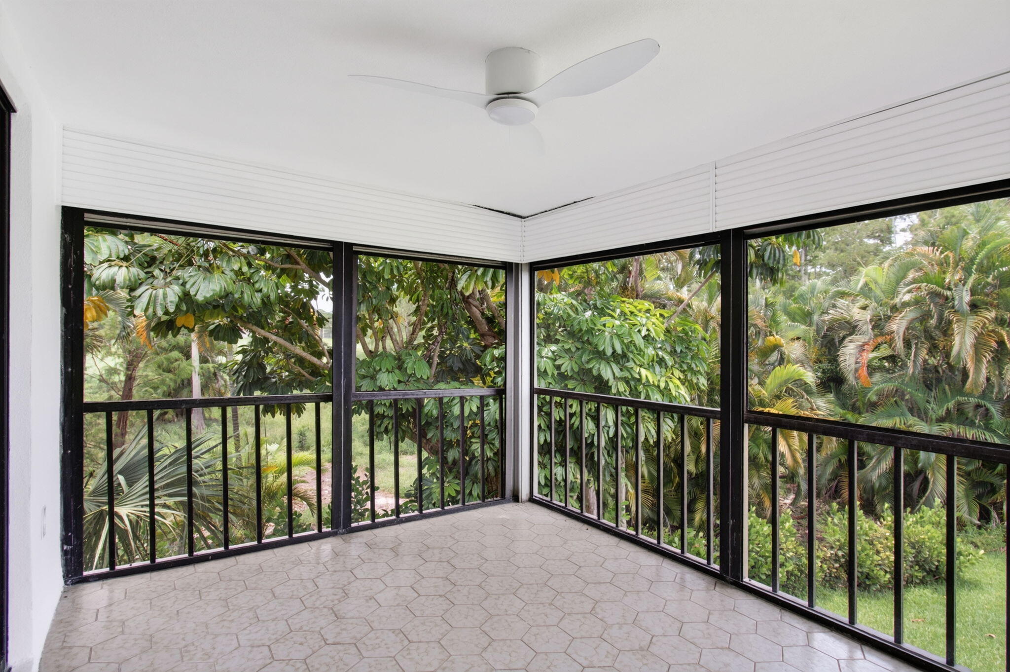 FAIRWAYS OF BOCA LAGO CONDO - Residential
