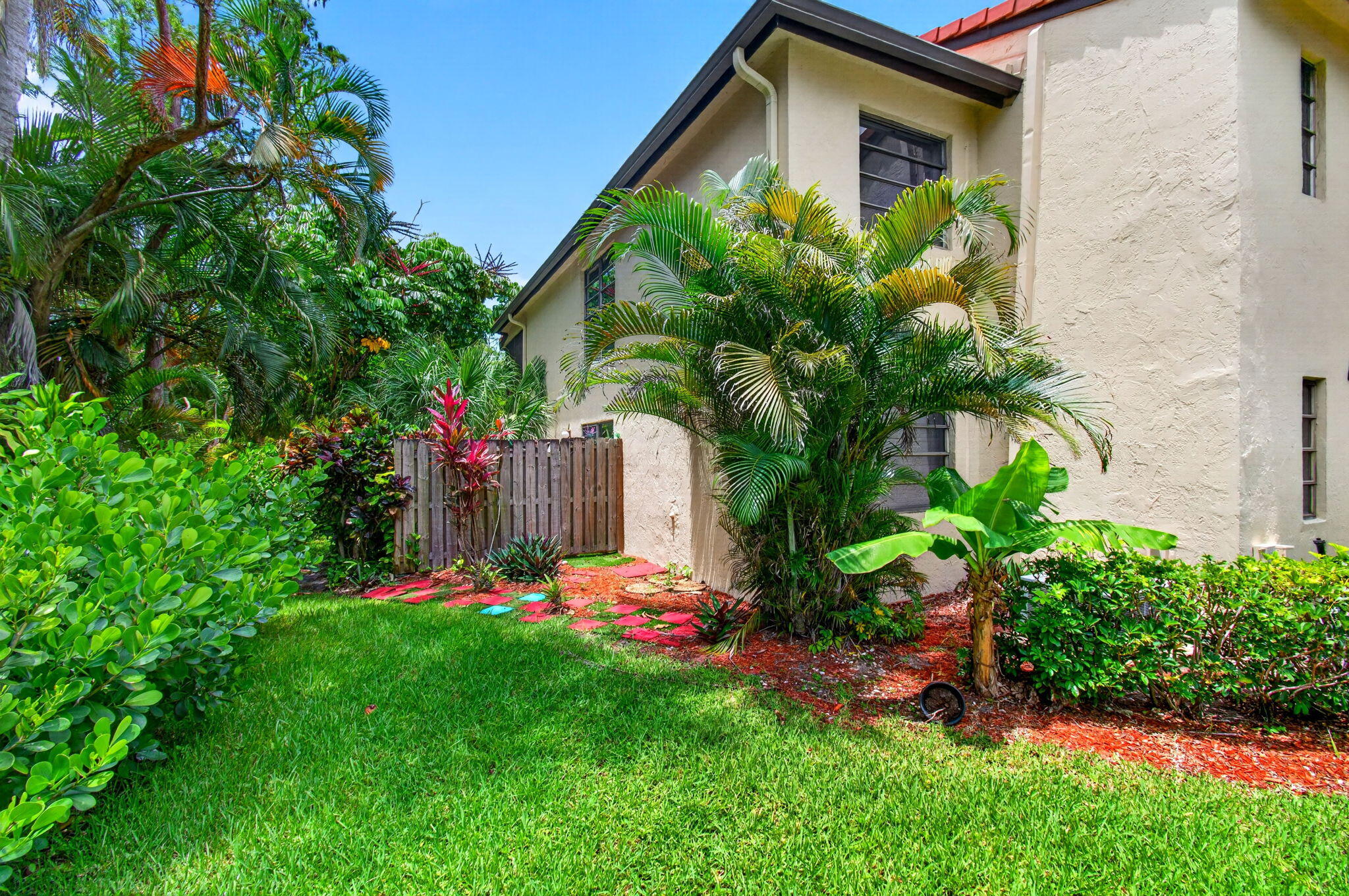 FAIRWAYS OF BOCA LAGO CONDO - Residential