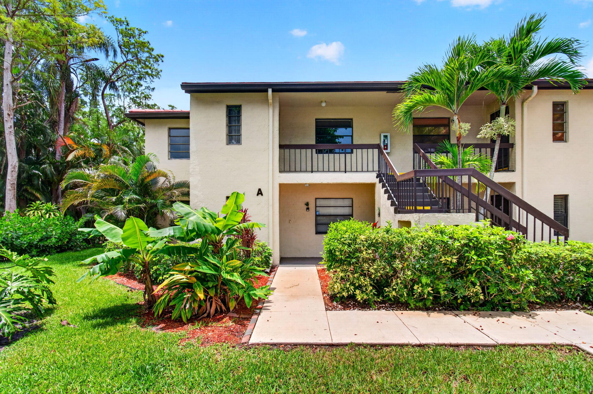 FAIRWAYS OF BOCA LAGO CONDO - Residential