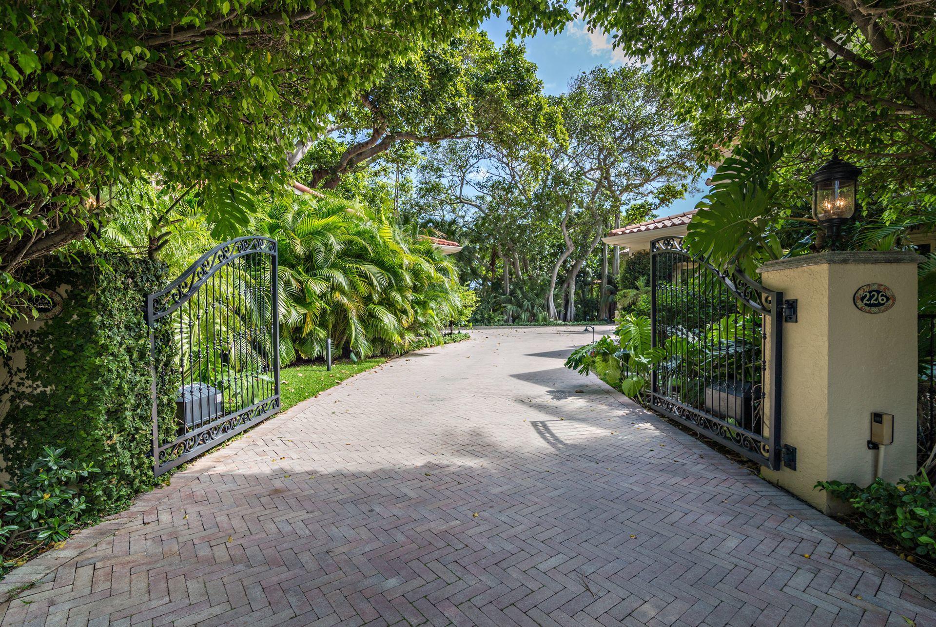 PHIPPS ESTATES - Residential