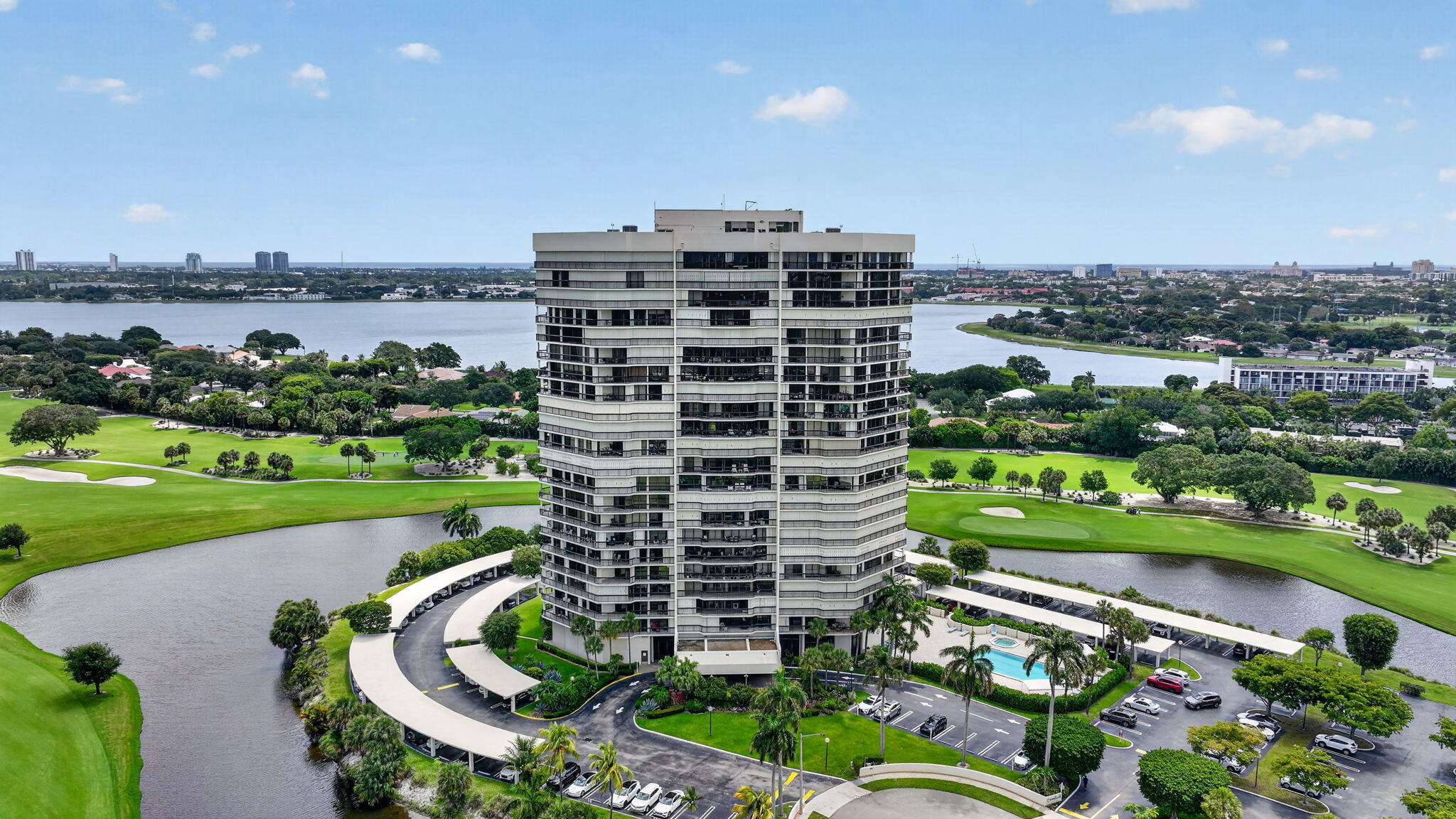 CONSULATE CONDO - Residential
