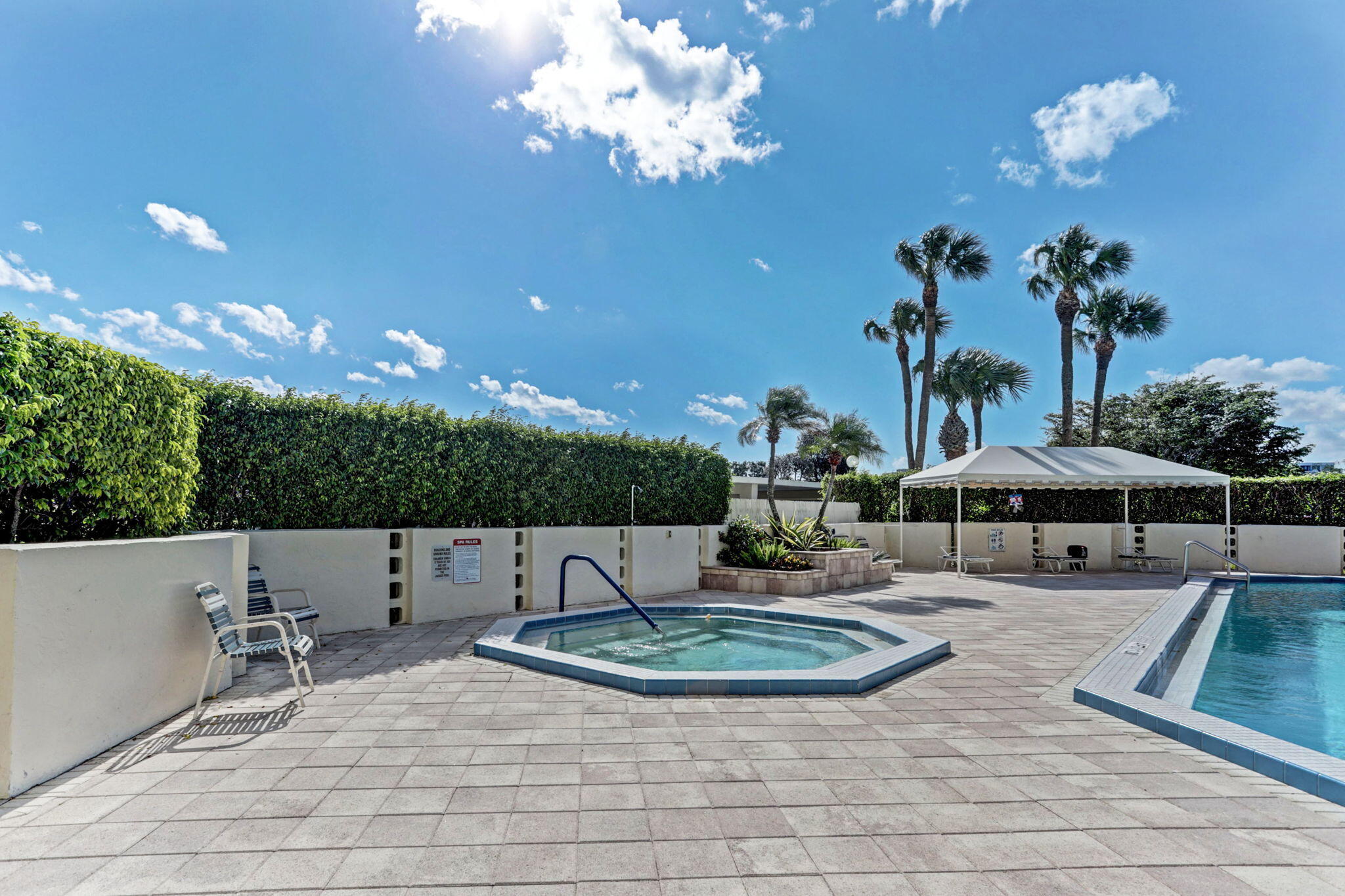 CONSULATE CONDO - Residential