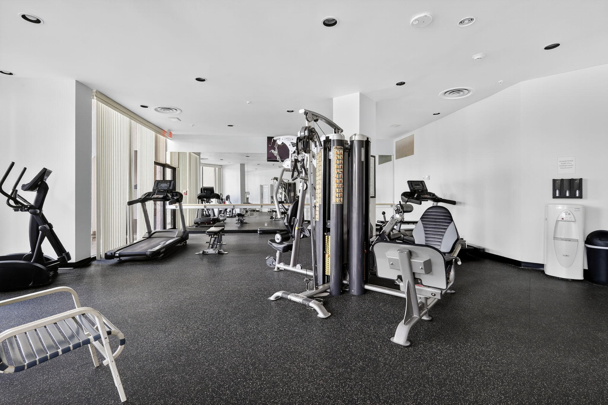 CONSULATE CONDO - Residential