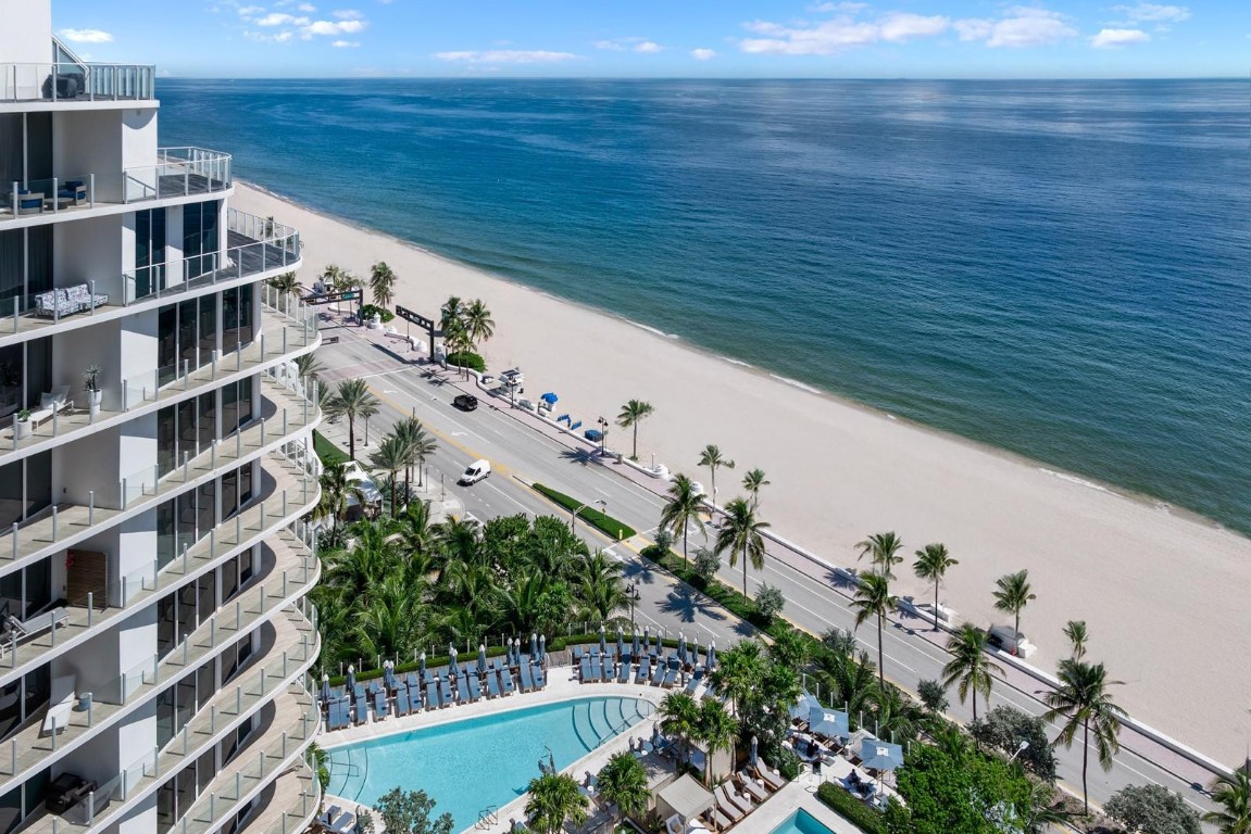 Four Seasons - Residential