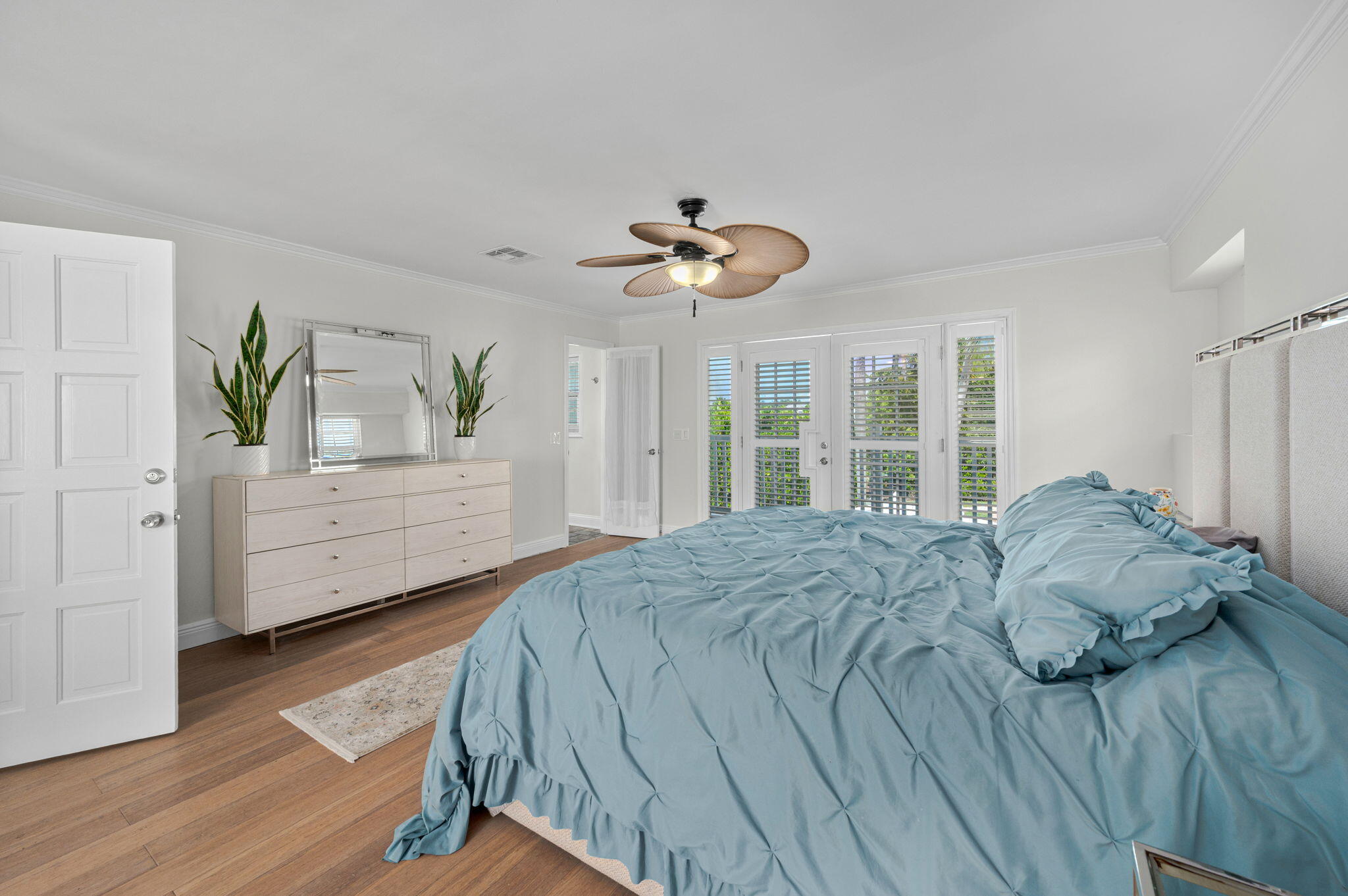 QUEEN'S COVE UNIT 1 - Residential