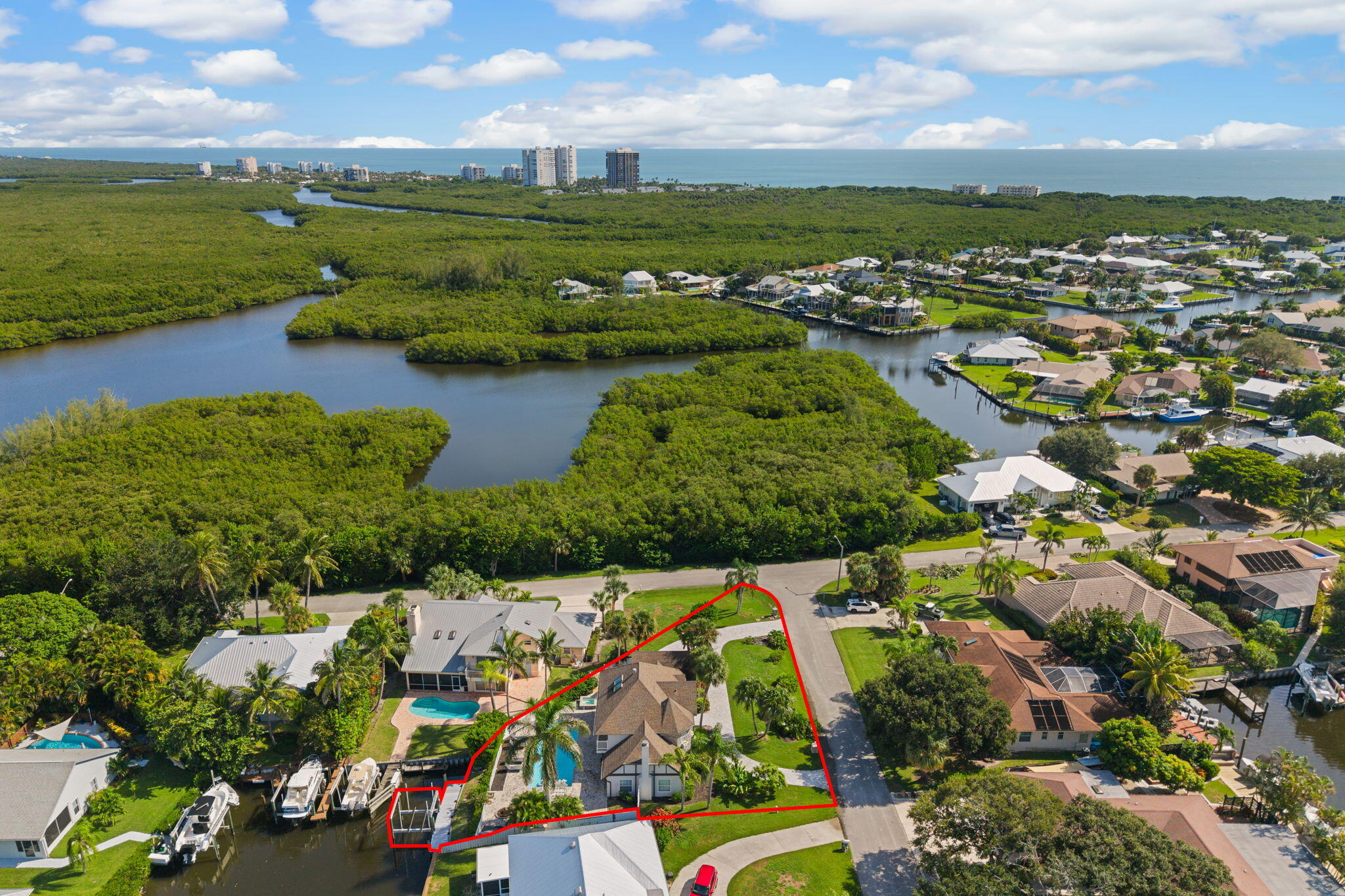 QUEEN'S COVE UNIT 1 - Residential