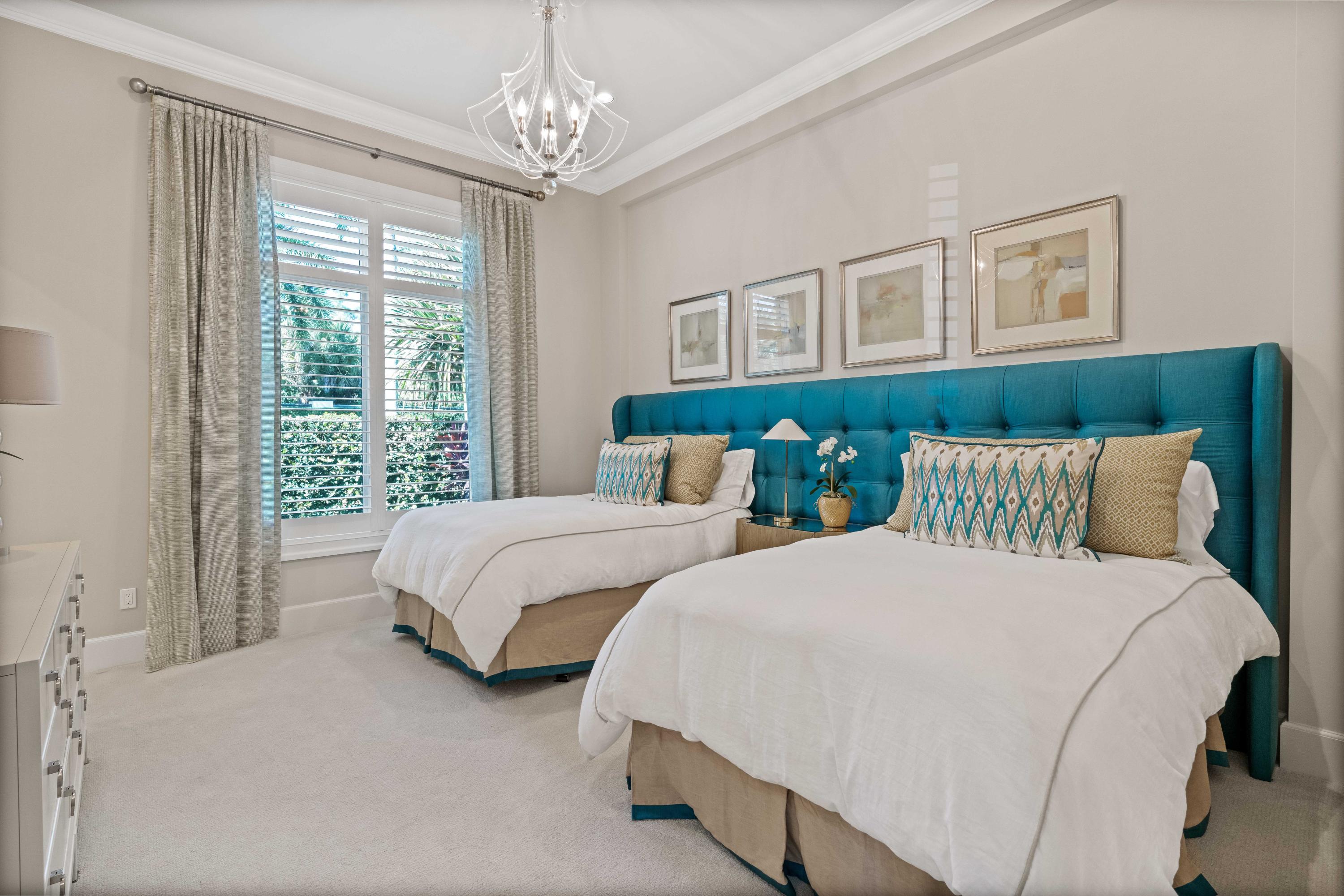 OLD PALM - Residential