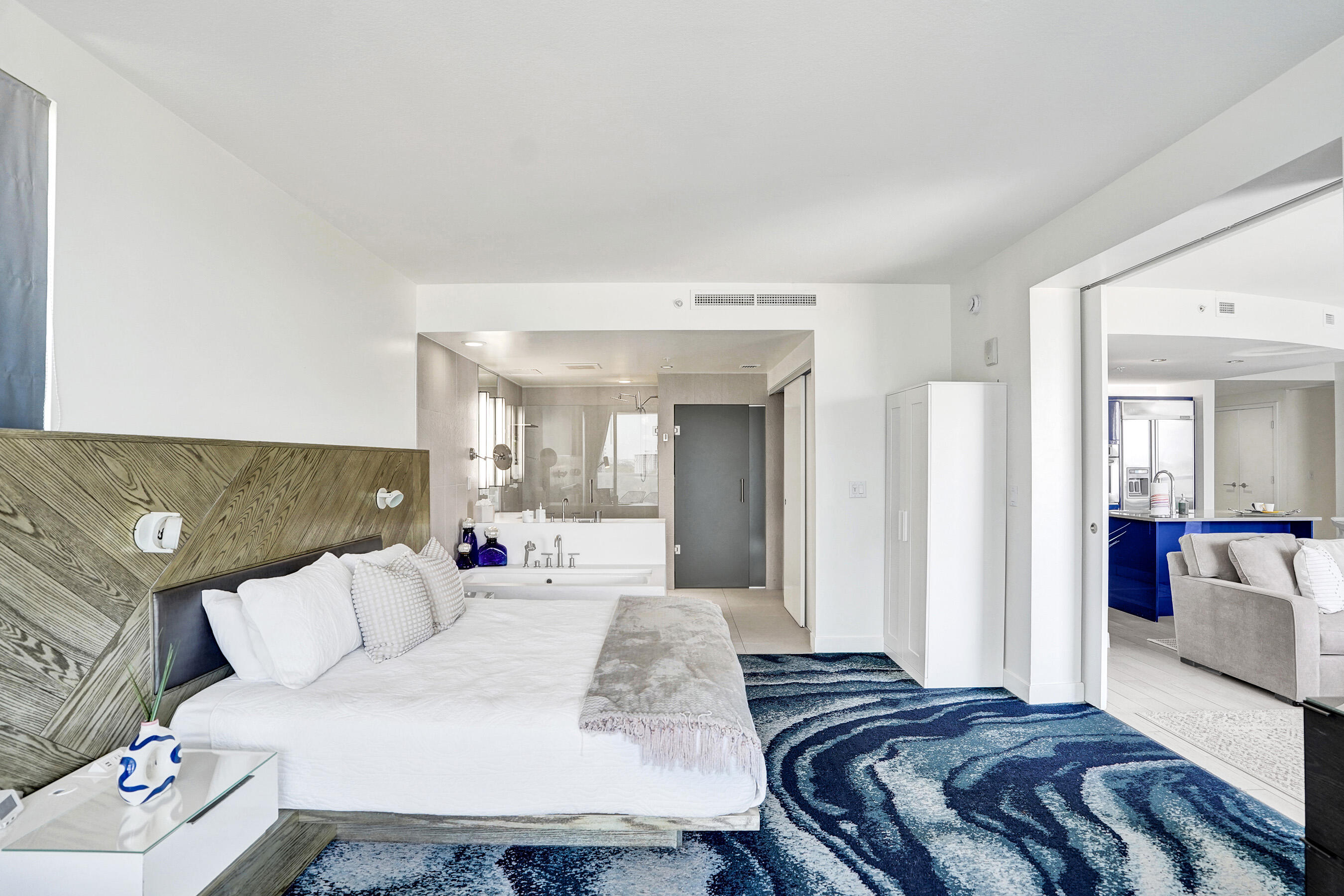 FORT LAUDERDALE RESIDENCES CONDO - Residential