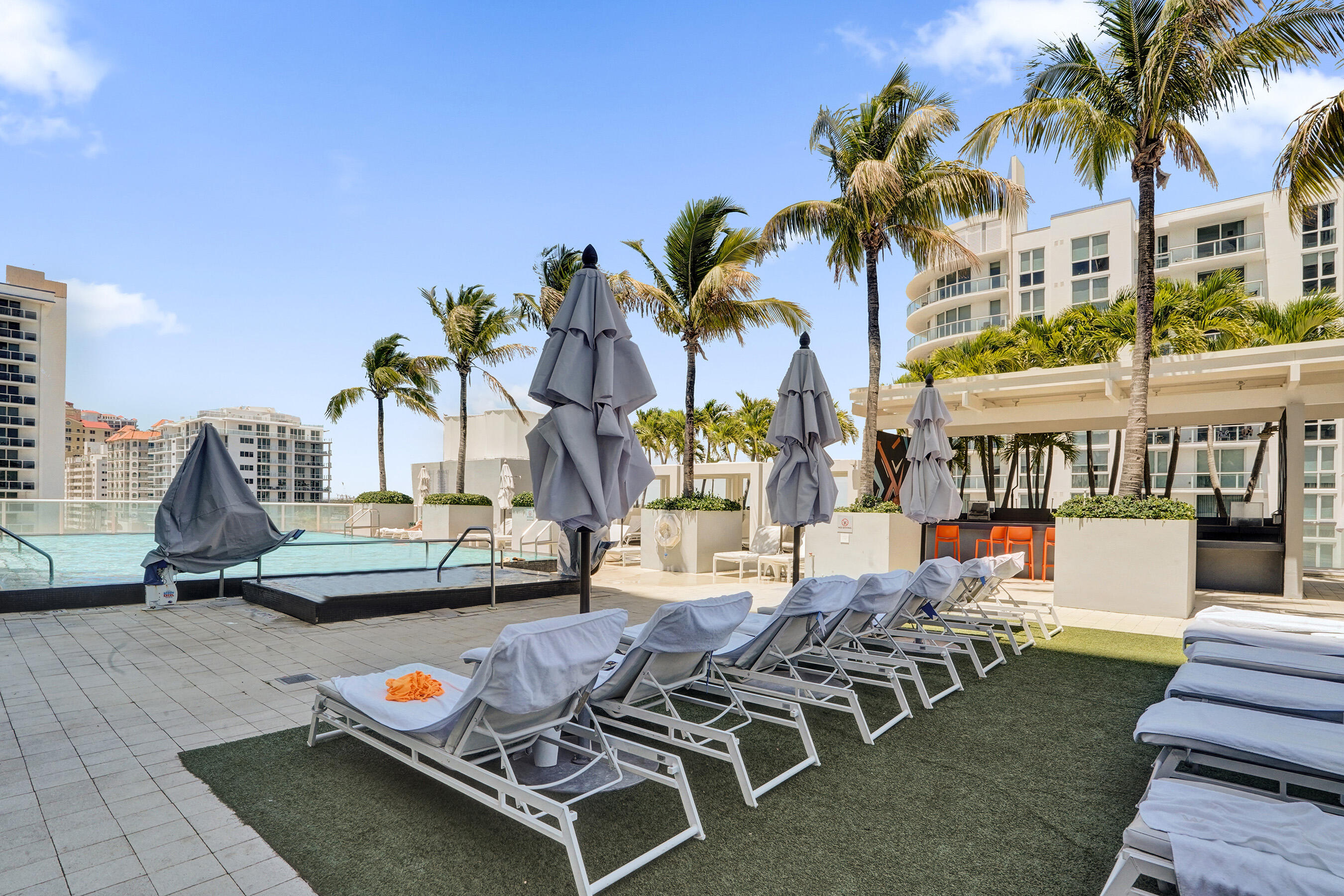 FORT LAUDERDALE RESIDENCES CONDO - Residential
