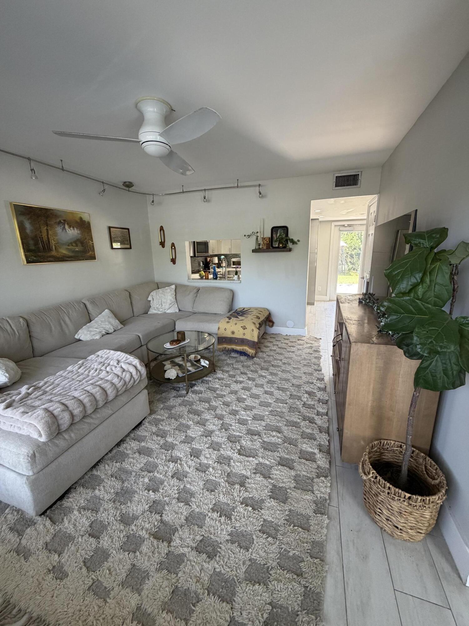 SUMMERTIME SUBDIVISION - Residential Lease