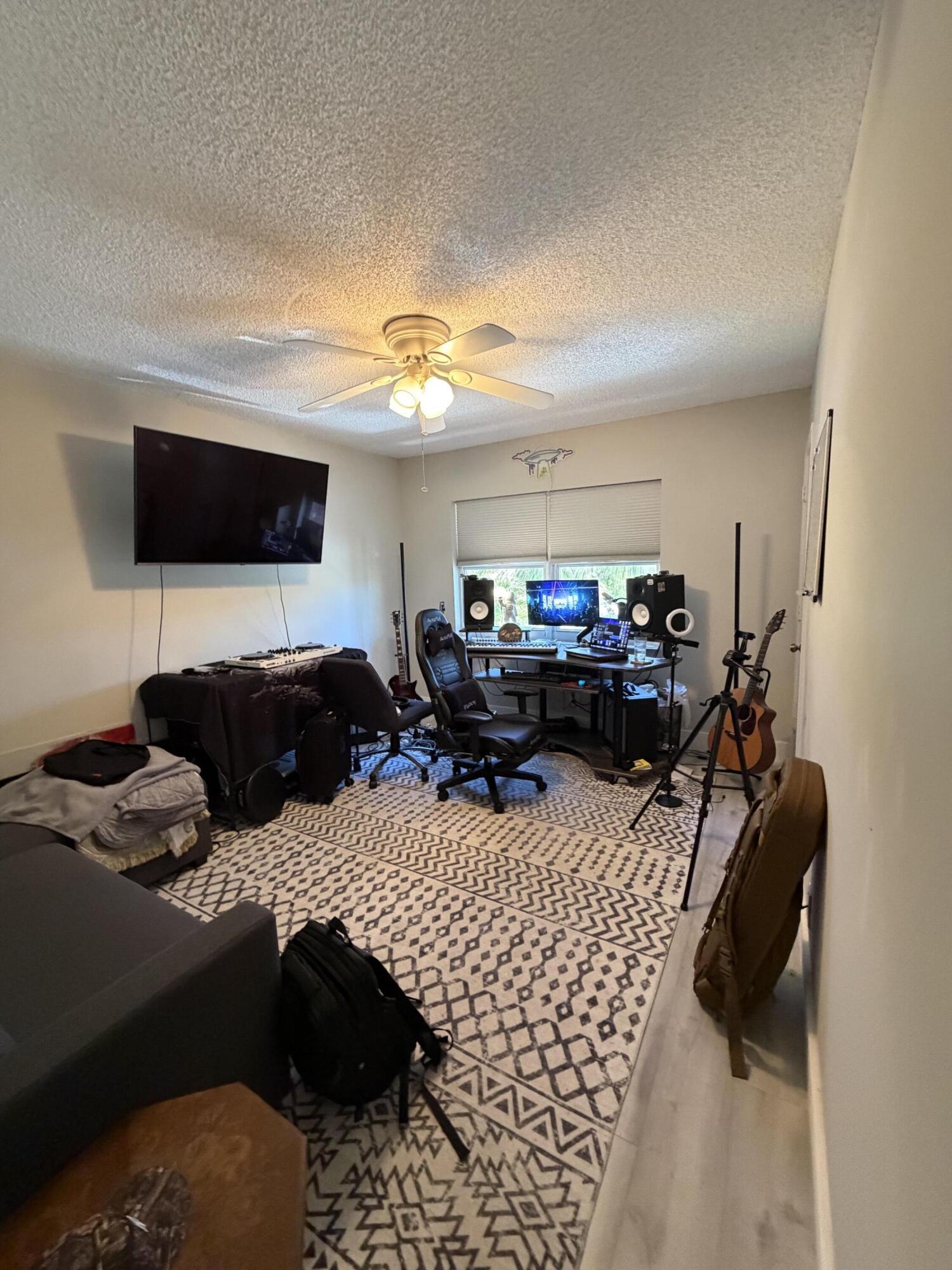 SUMMERTIME SUBDIVISION - Residential Lease