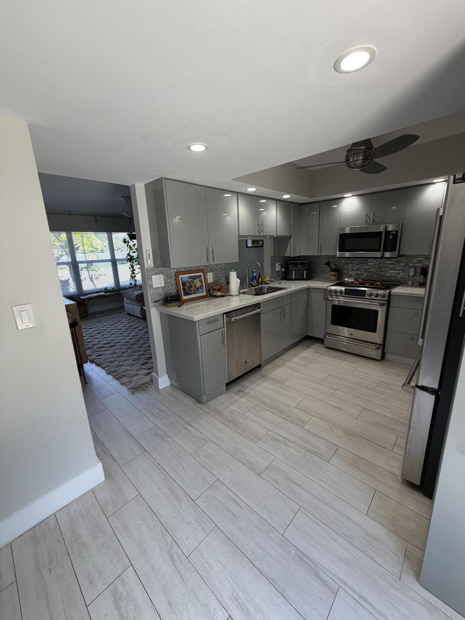 SUMMERTIME SUBDIVISION - Residential Lease