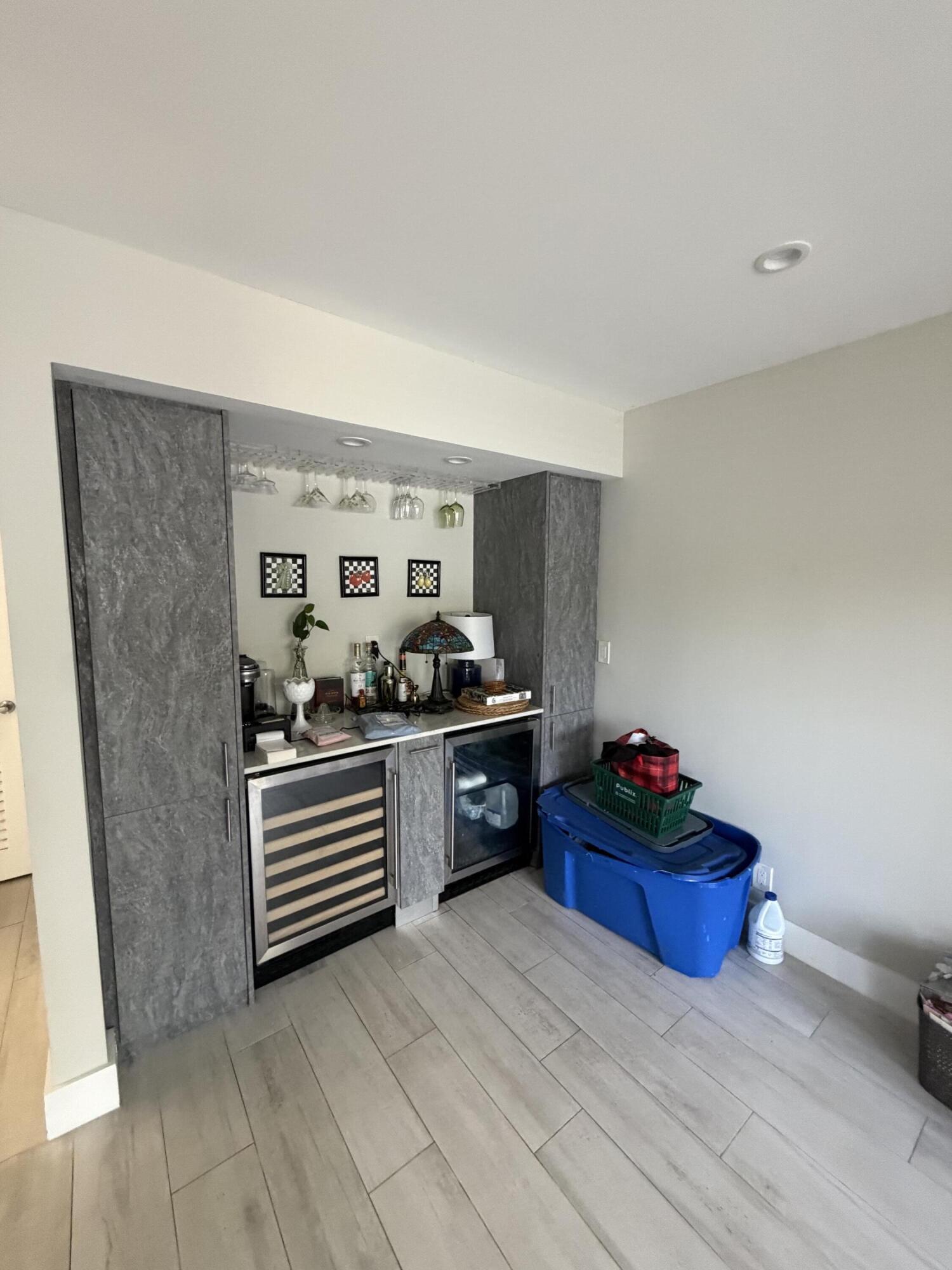 SUMMERTIME SUBDIVISION - Residential Lease