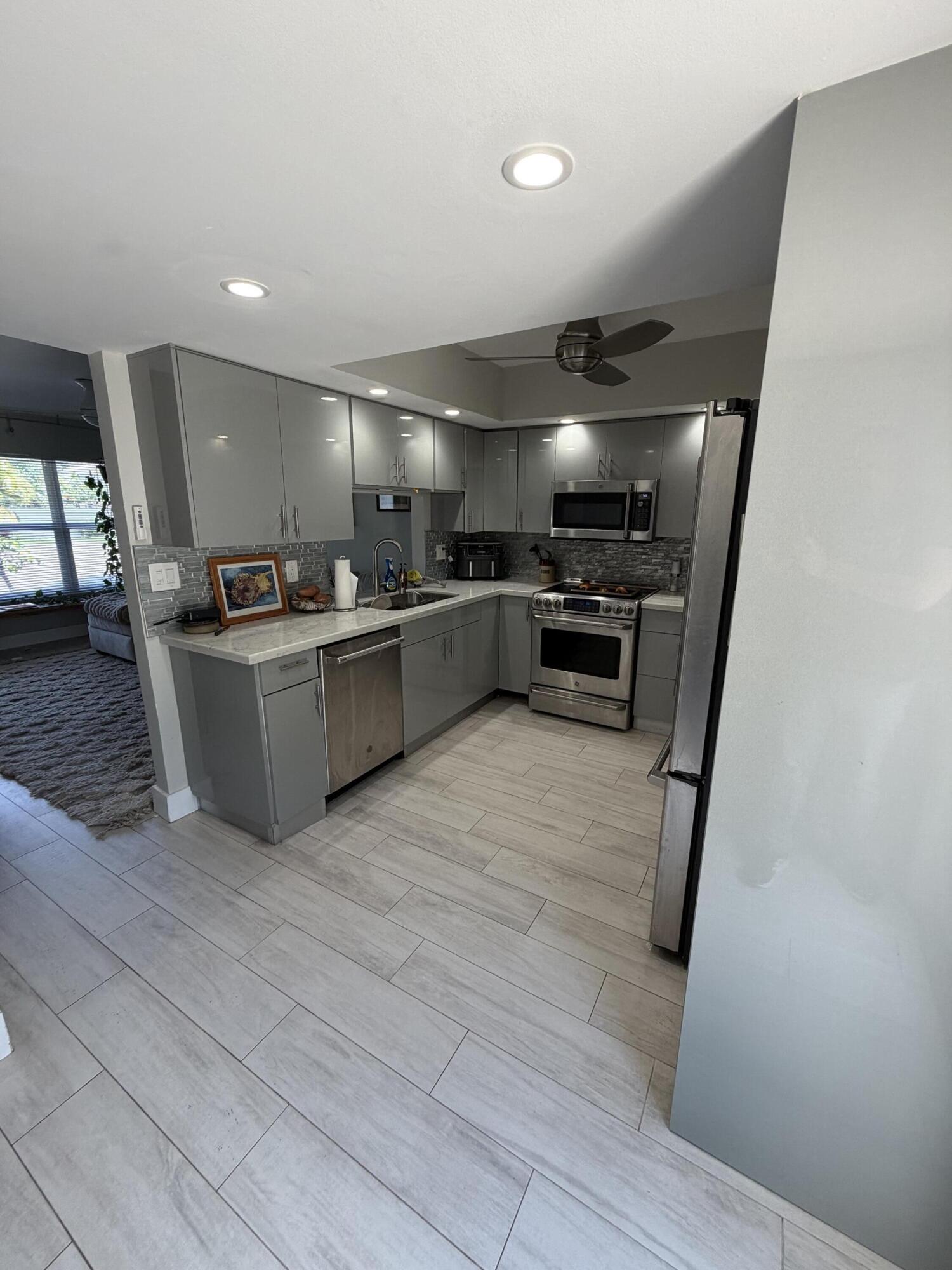 SUMMERTIME SUBDIVISION - Residential Lease