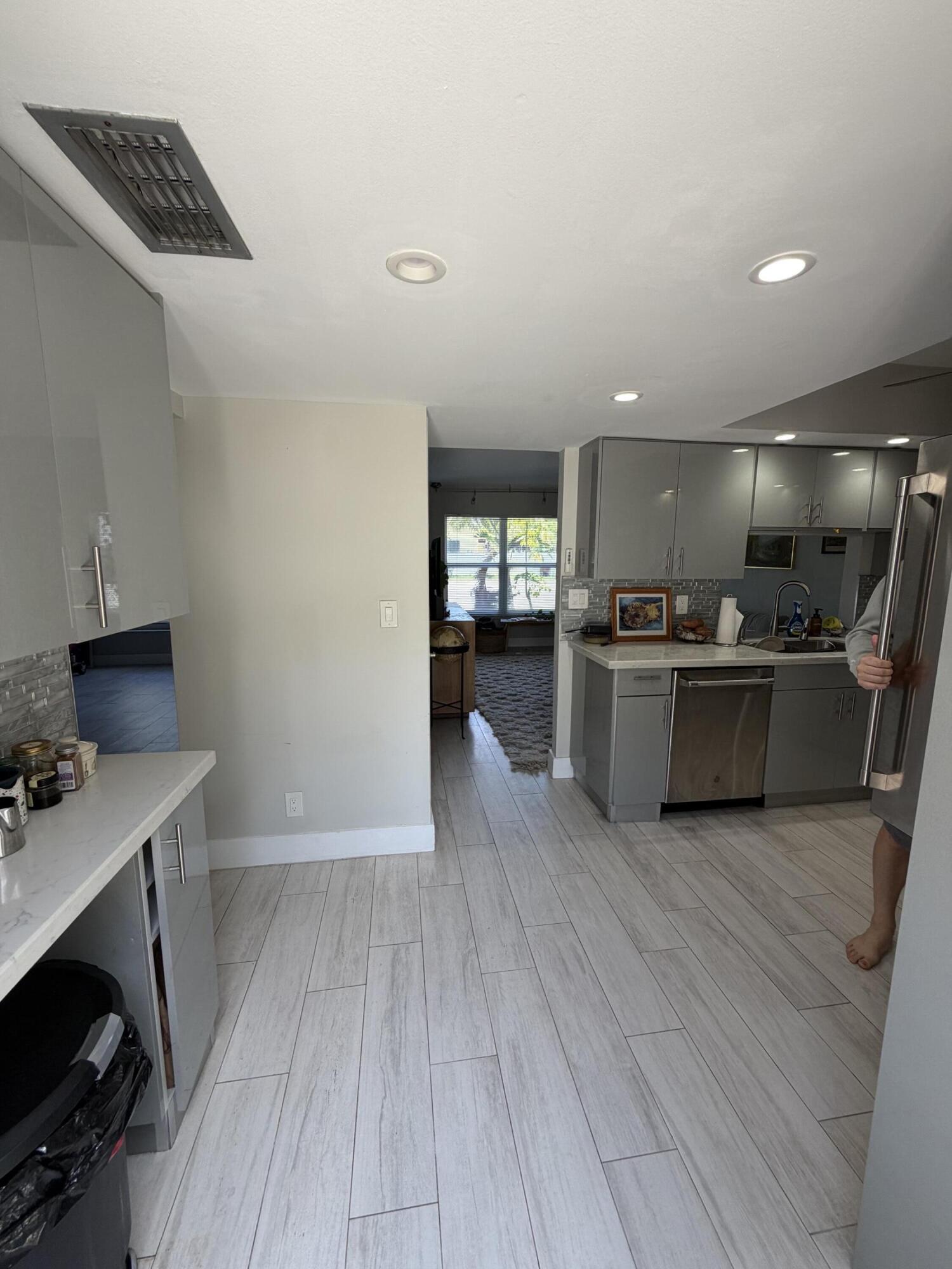 SUMMERTIME SUBDIVISION - Residential Lease
