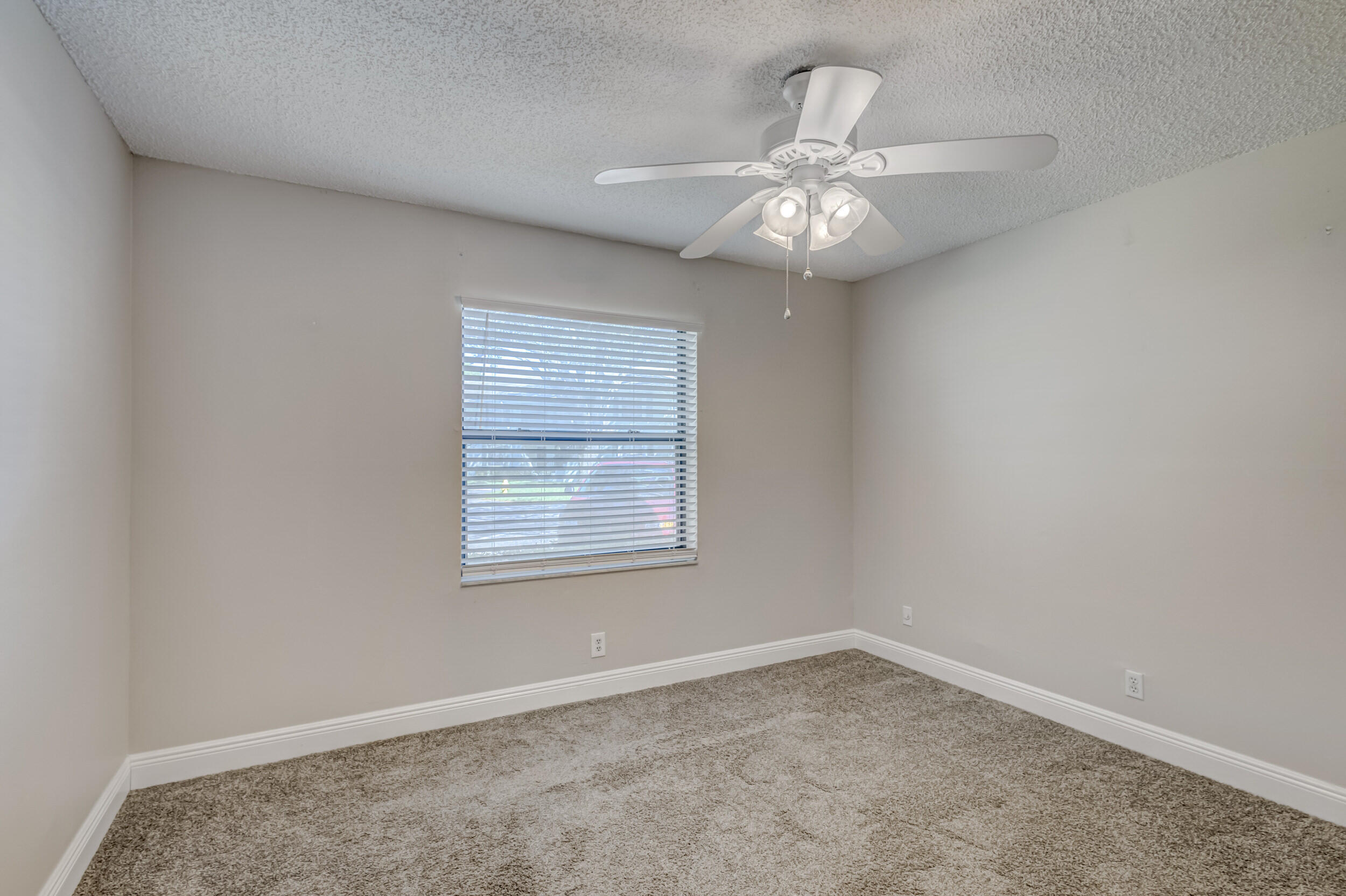 SABAL RIDGE CONDO - Residential Lease