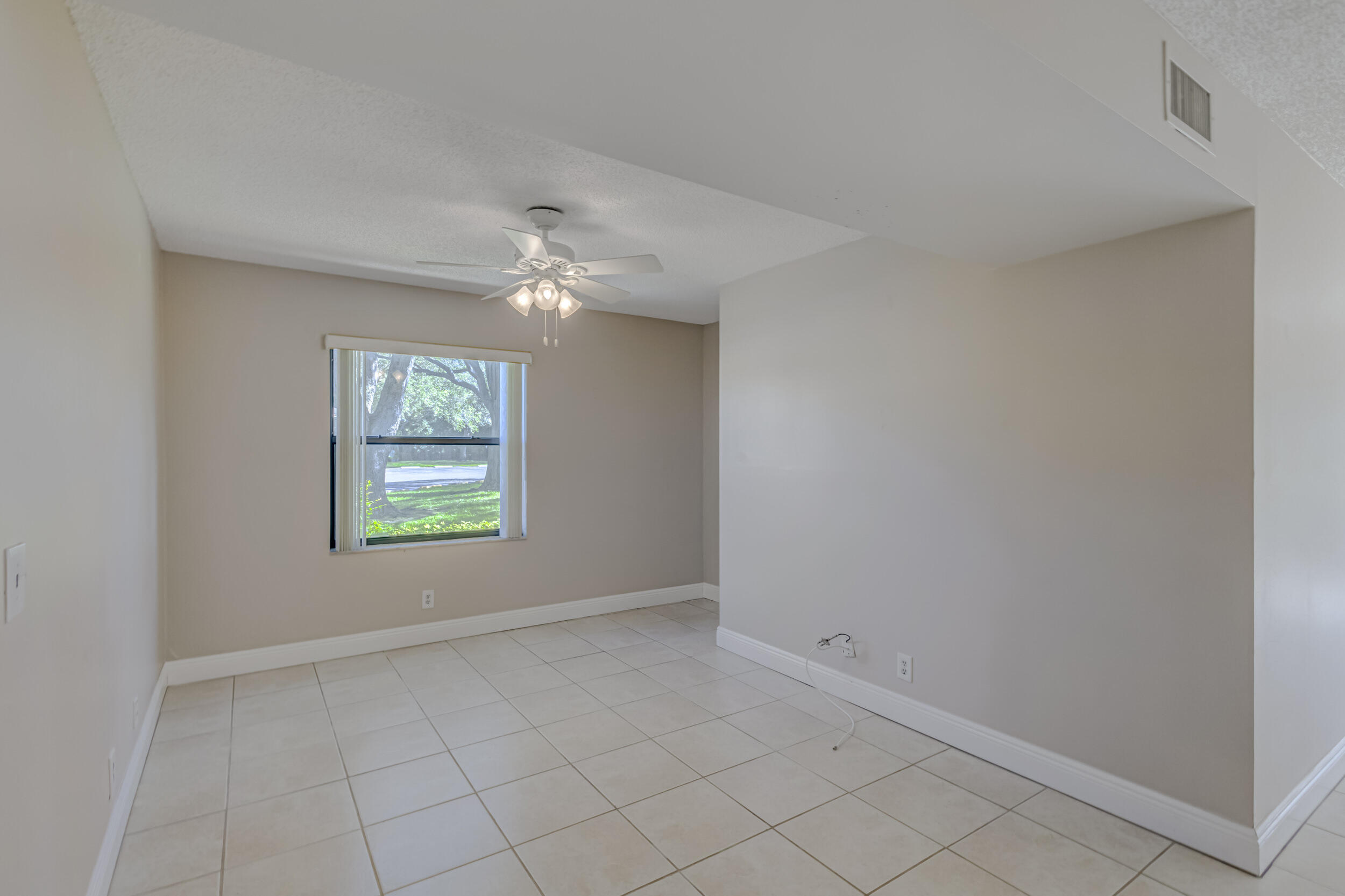 SABAL RIDGE CONDO - Residential Lease