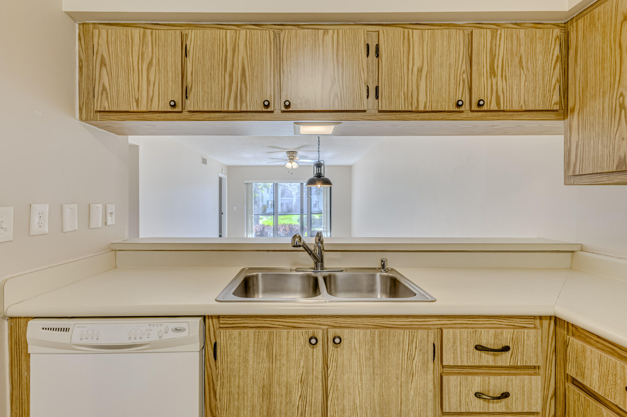 SABAL RIDGE CONDO - Residential Lease