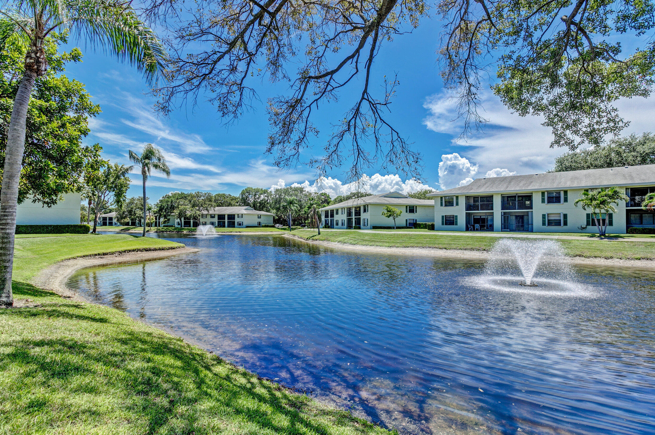 SABAL RIDGE CONDO - Residential Lease