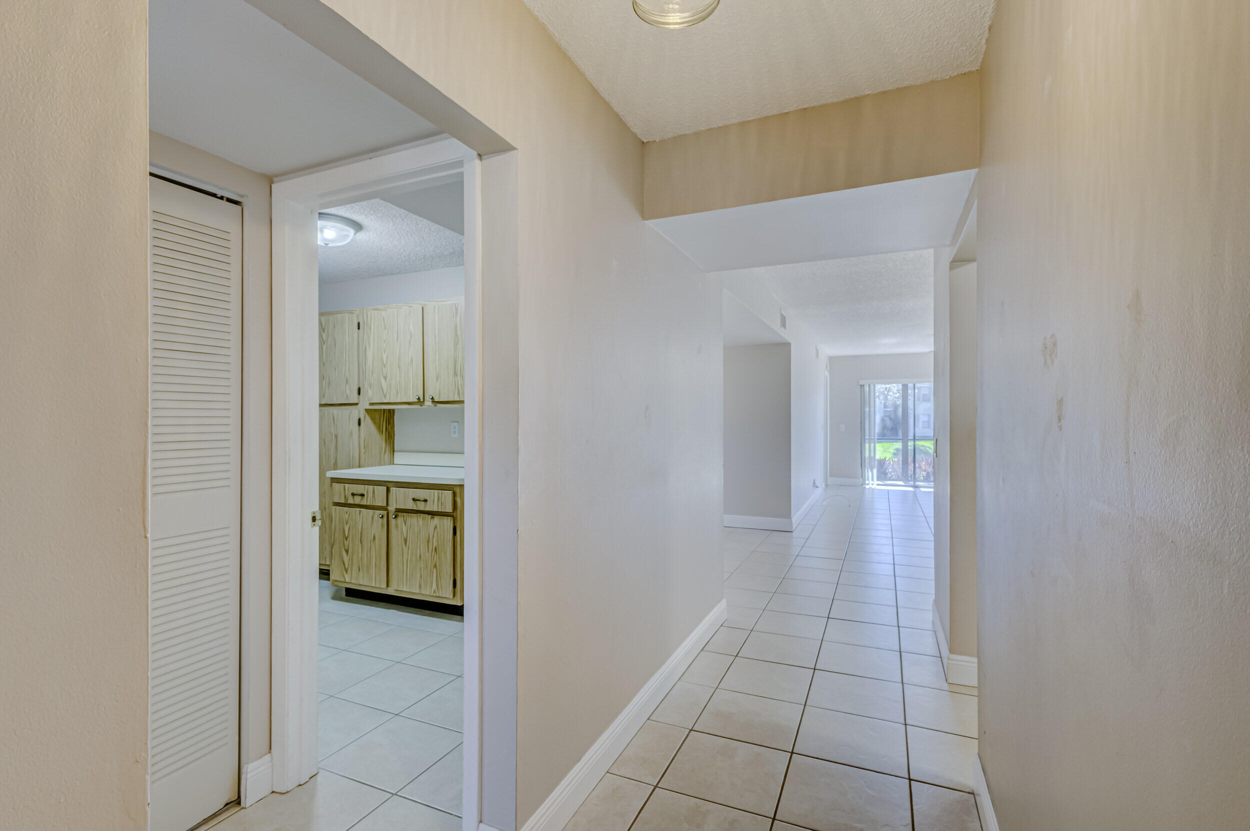 SABAL RIDGE CONDO - Residential Lease
