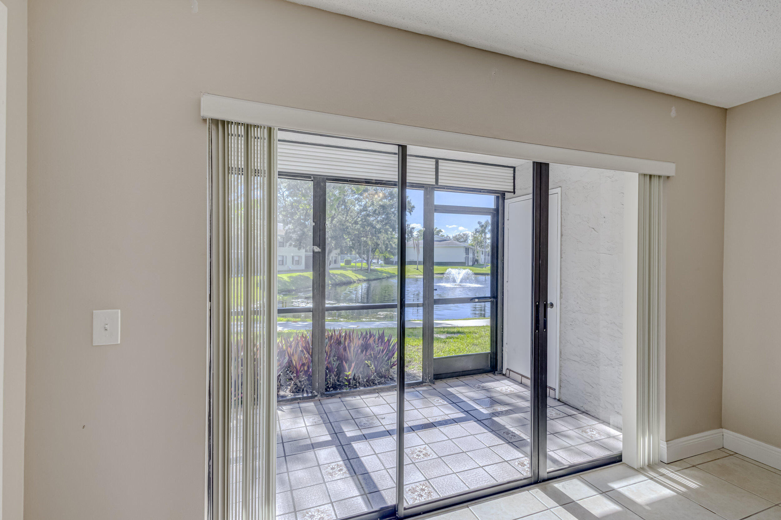 SABAL RIDGE CONDO - Residential Lease