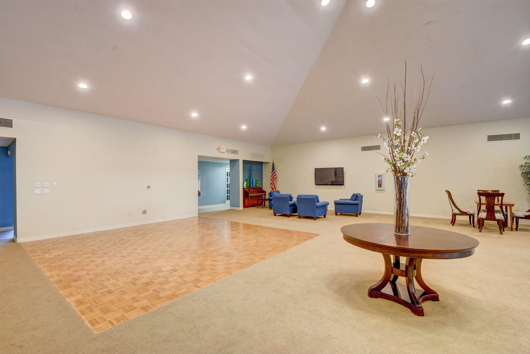 SOUTHWINDS AT CROSSWINDS CONDO - Residential